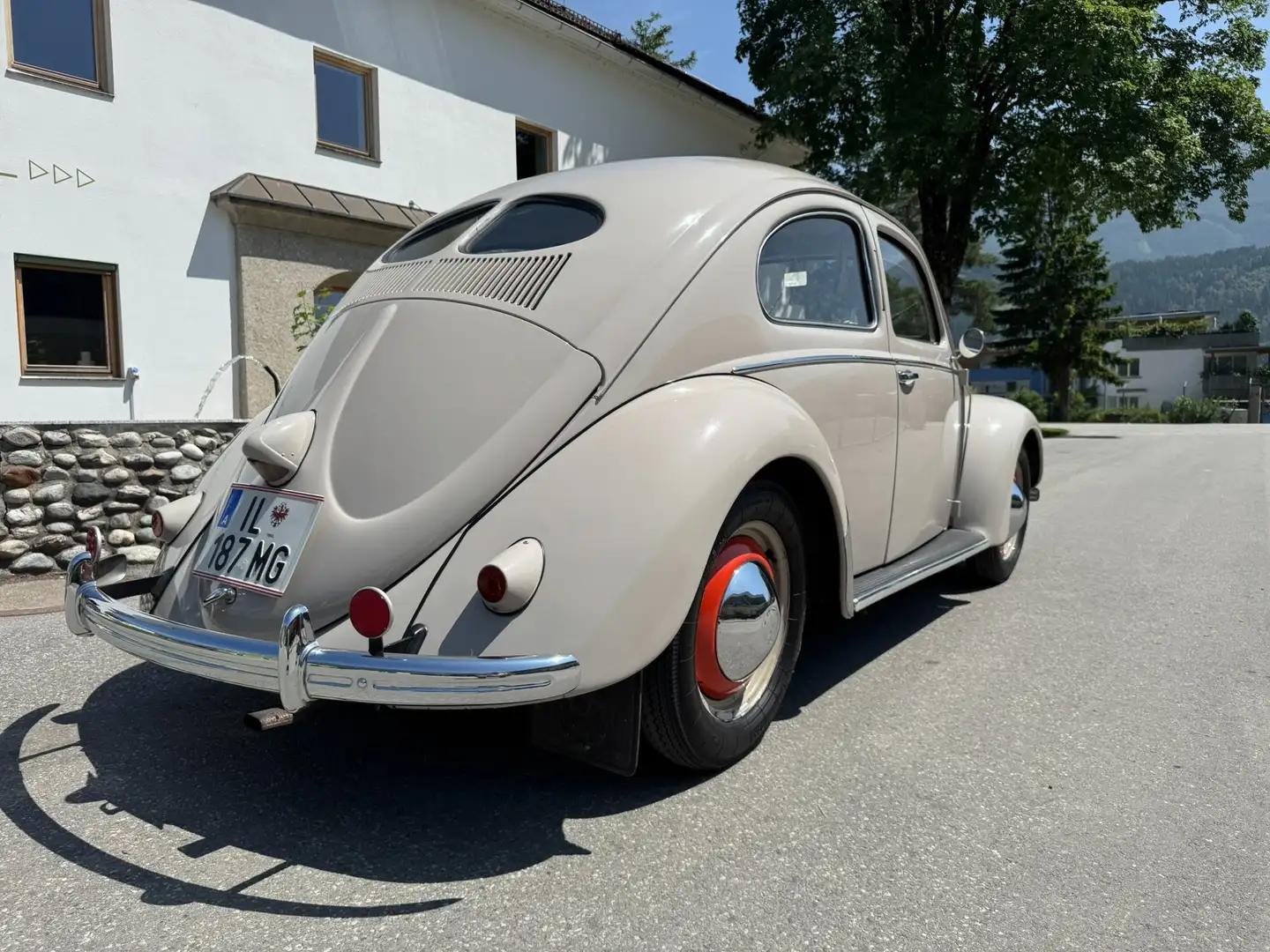 Volkswagen Käfer Brezel - Rheumaklappen Grau - 1