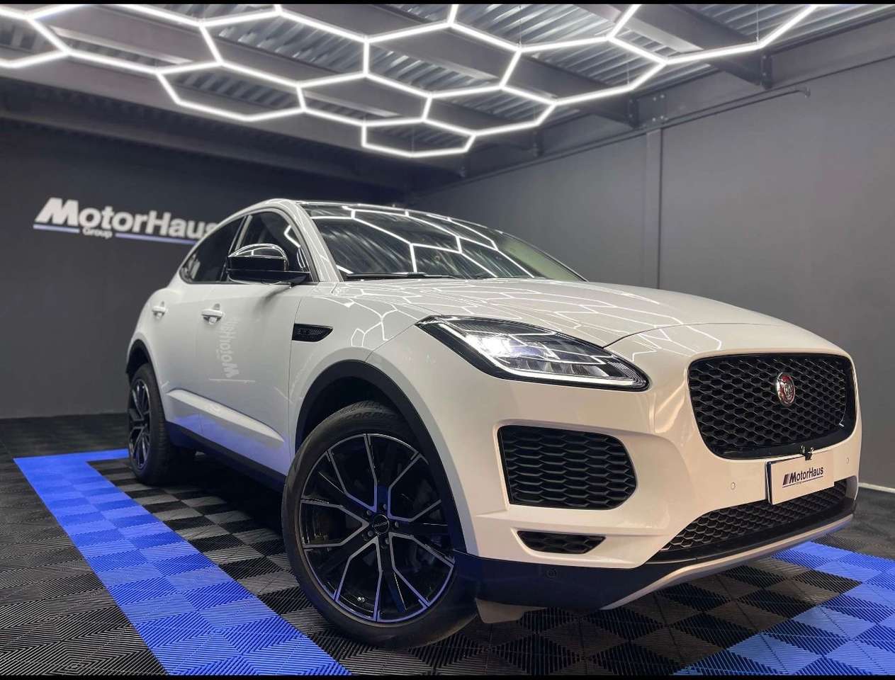 Jaguar E-Pace awd 200cv