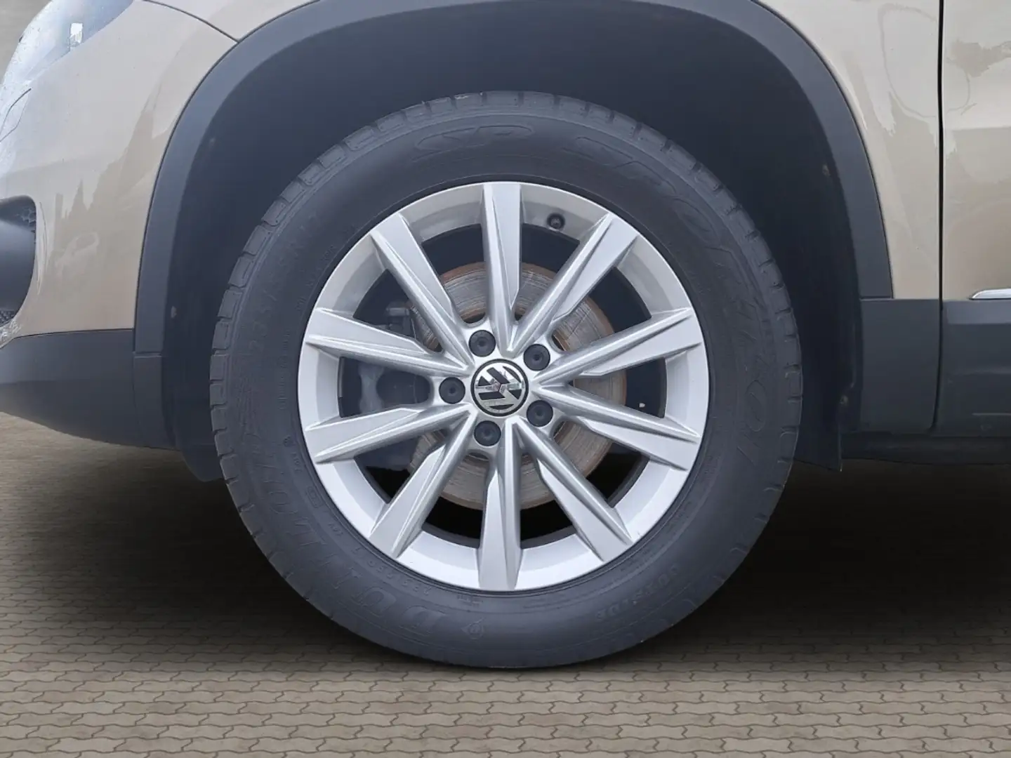 Volkswagen Tiguan 1.4 TSI Sport&Style 4Motion Beige - 2
