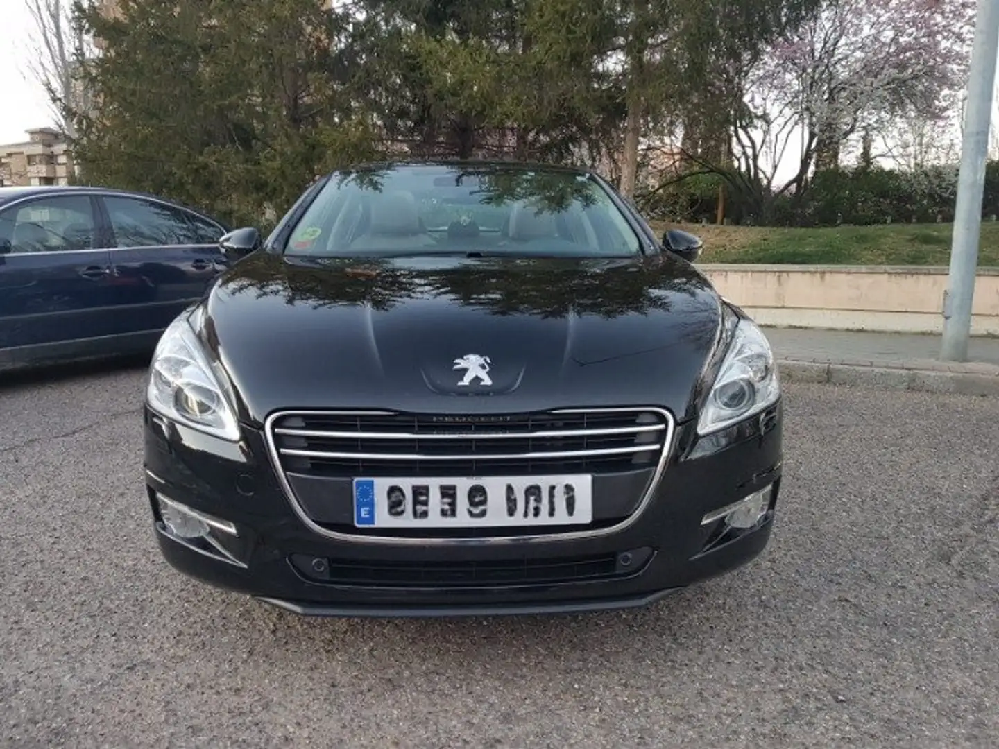 Peugeot 508 508 2.0HDI Allure Aut. 160 Allure Černá - 2