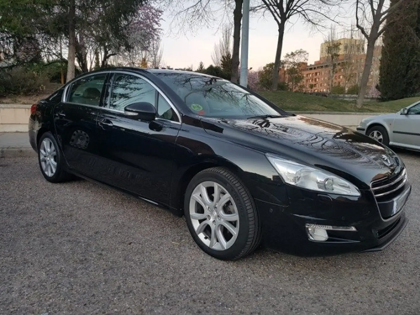 Peugeot 508 508 2.0HDI Allure Aut. 160 Allure Černá - 1