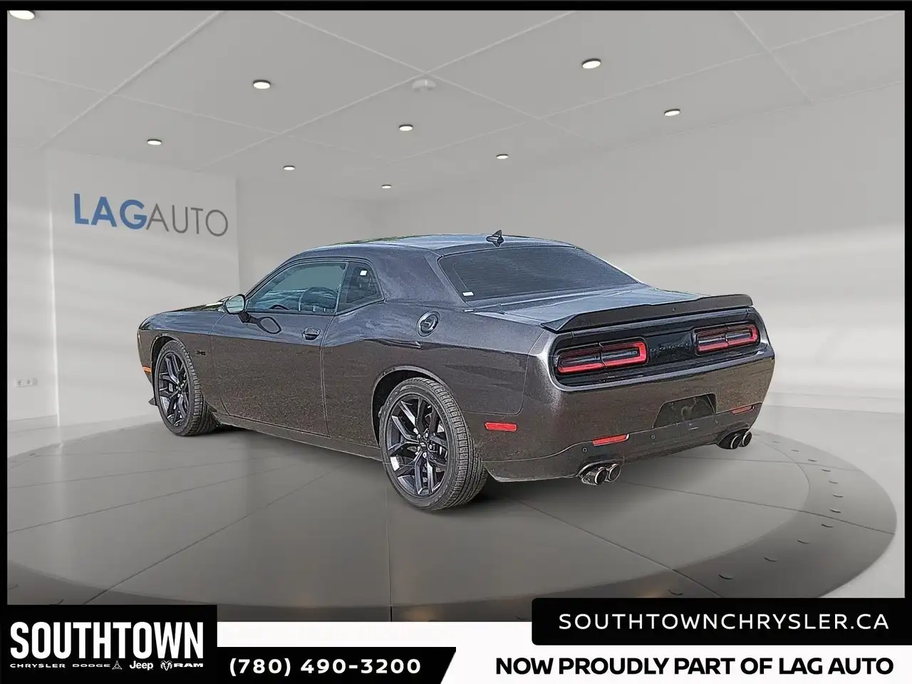 Dodge Challenger снимка Dodge Challenger