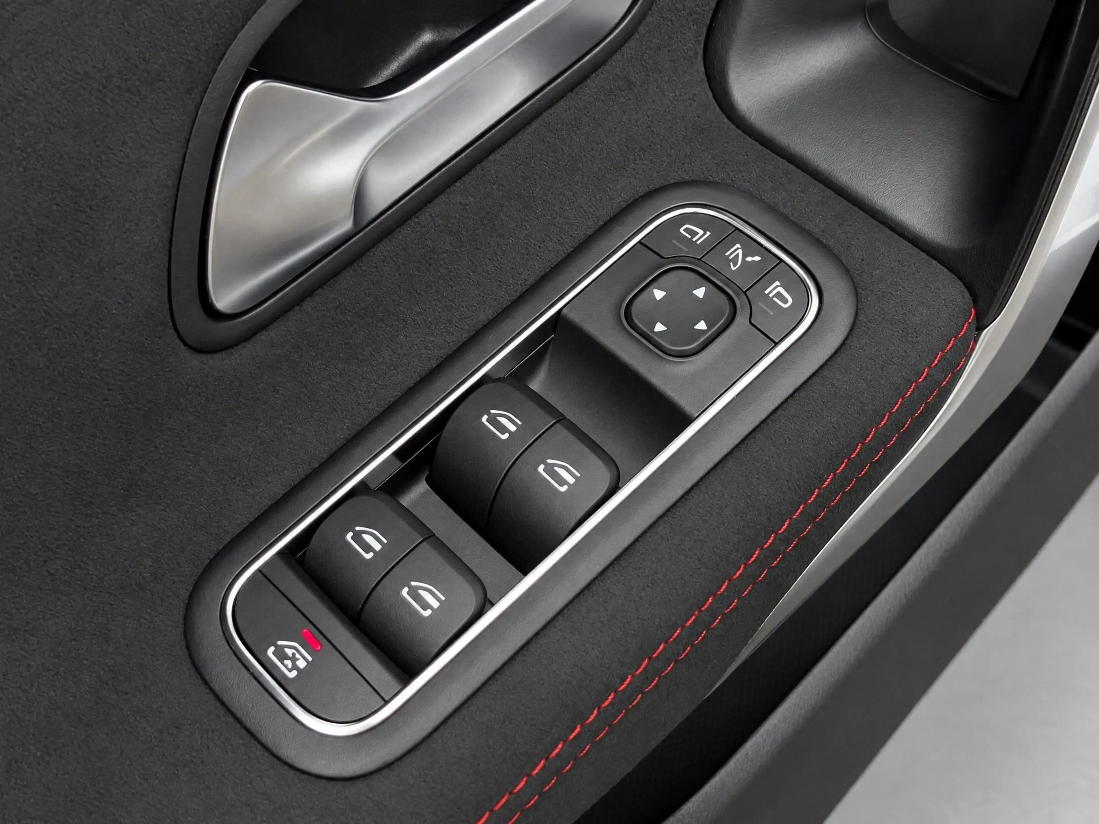 Mercedes-Benz CLA 180 — photo 15