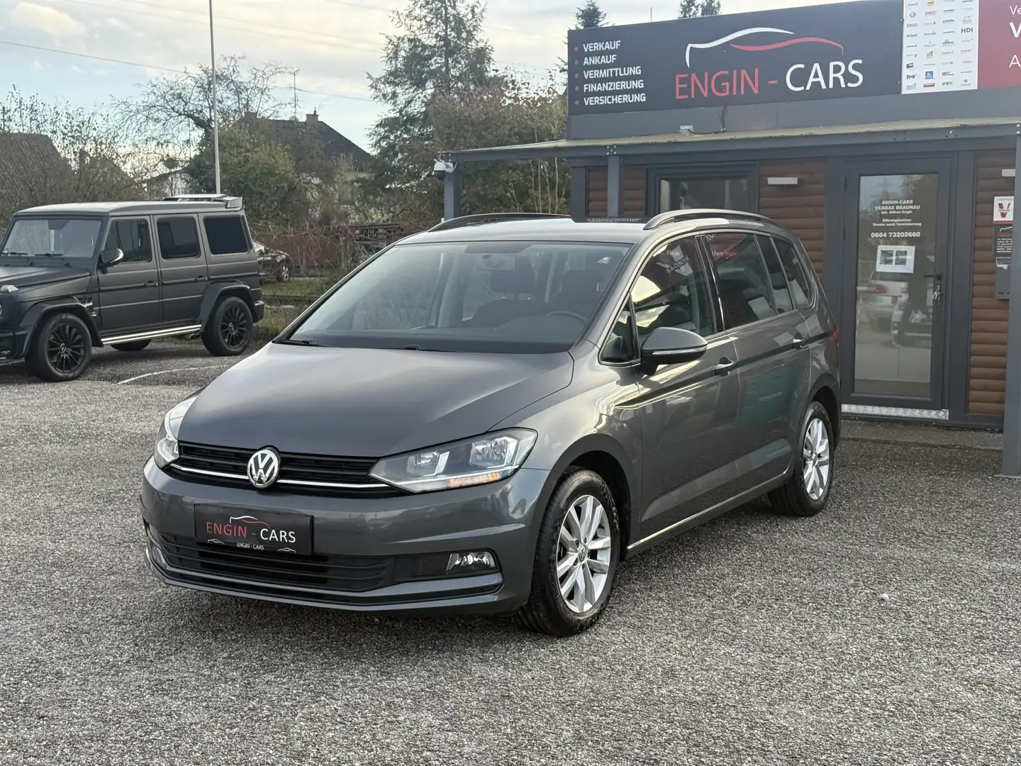 Volkswagen Touran 1,6 SCR TDI DSG Gris - 1