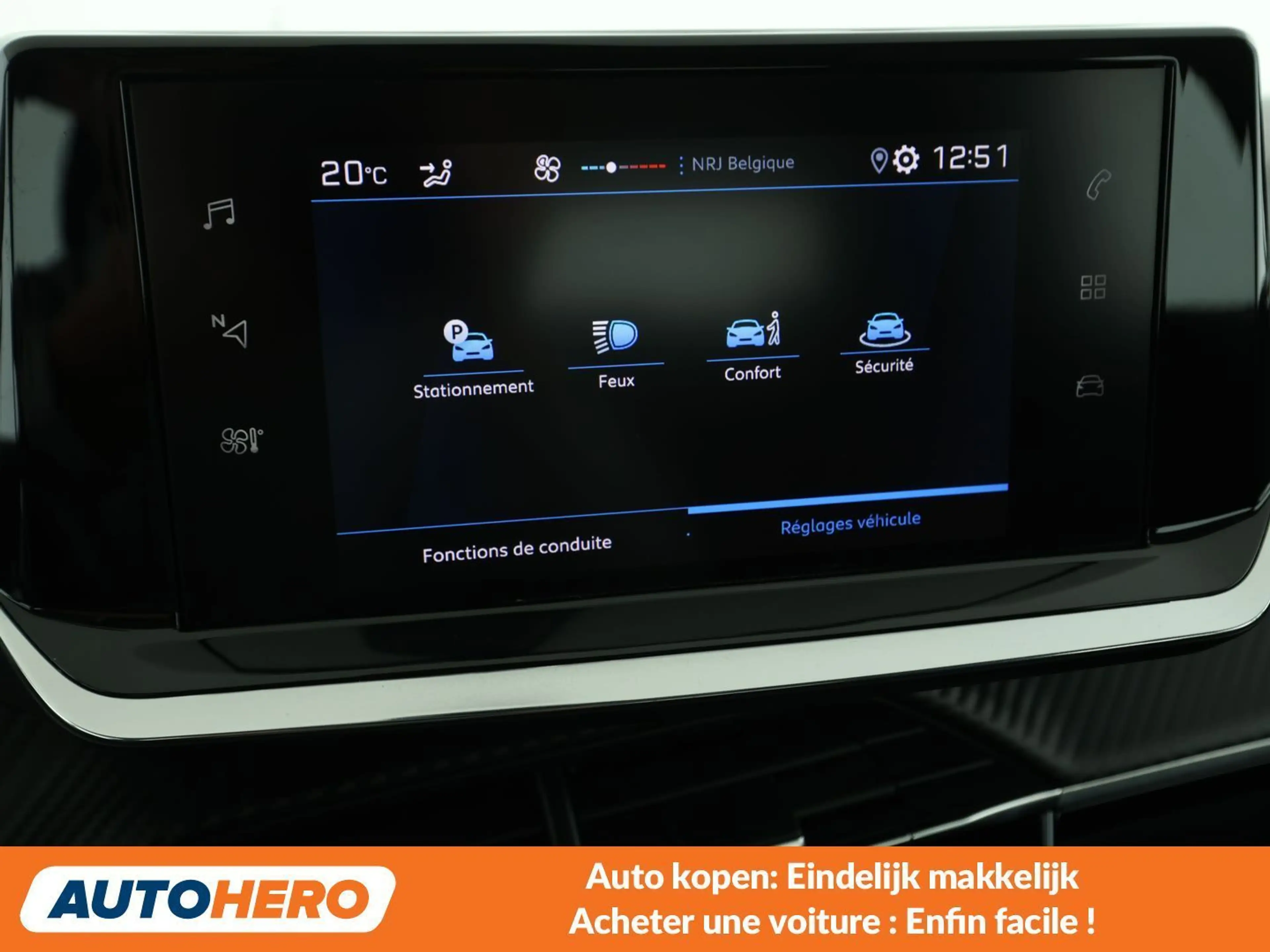 Peugeot 208 1.2 PureTech Active Pack — photo 11