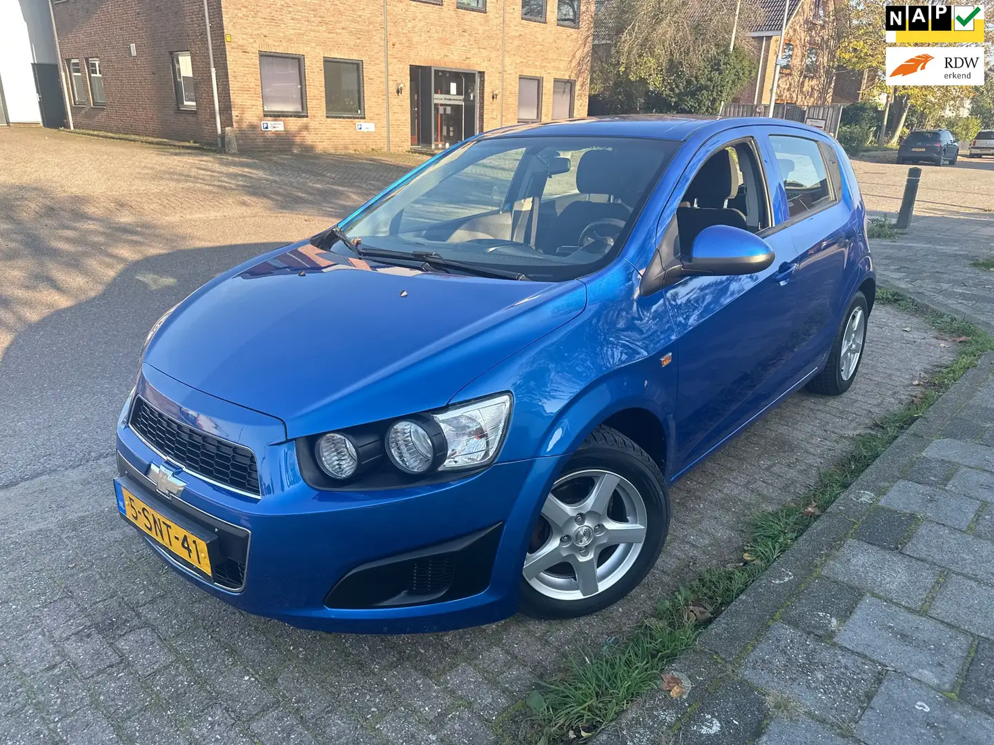 Chevrolet Aveo 1.2 LT Blauw - 1