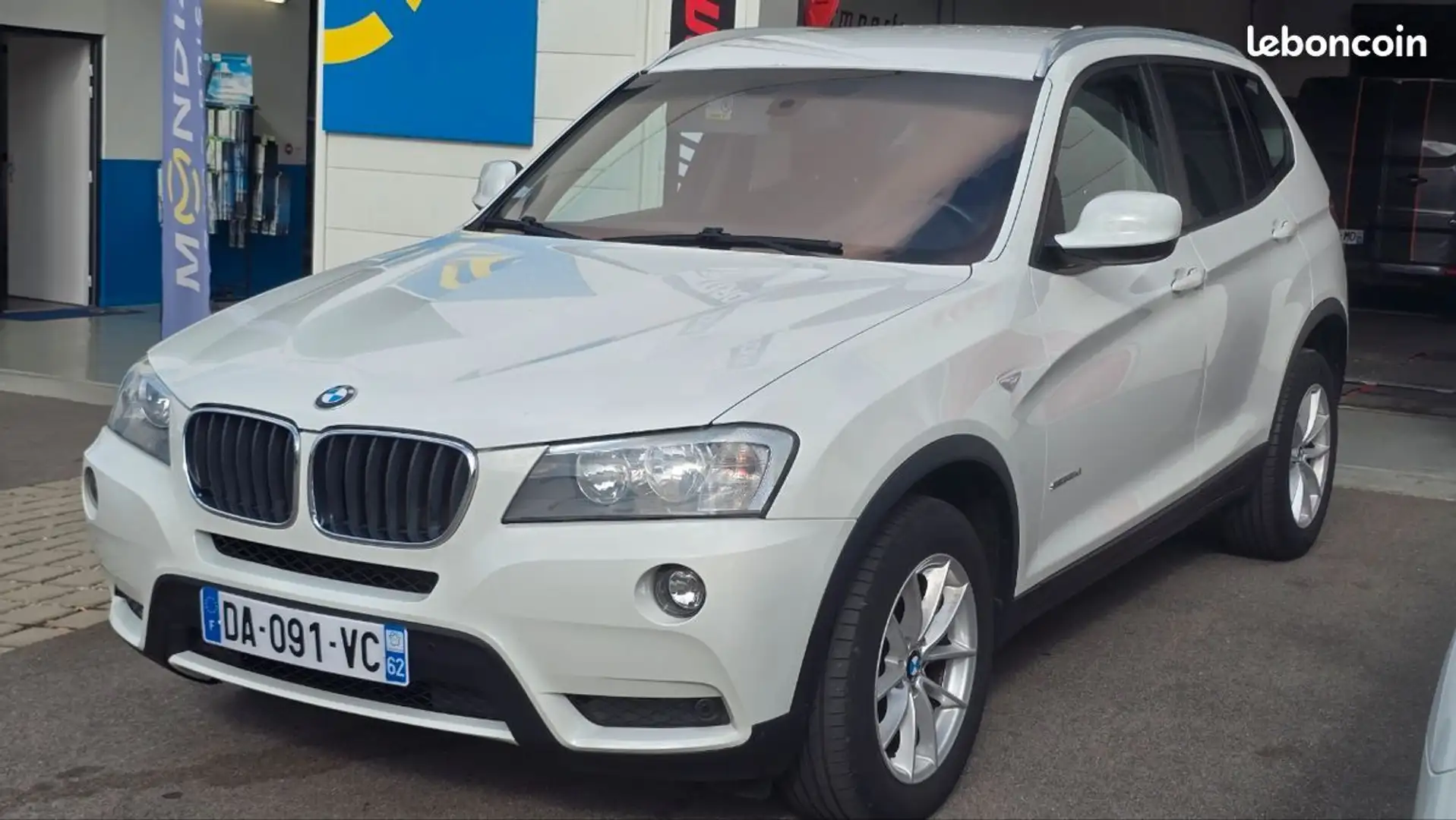 BMW X3 sDrive18dA 143cv Exécutive 2013 Blanc - 2