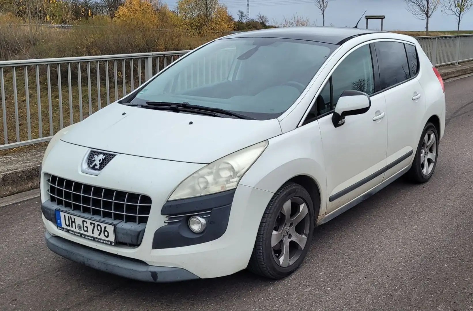 Peugeot 3008 Premium Weiß - 2