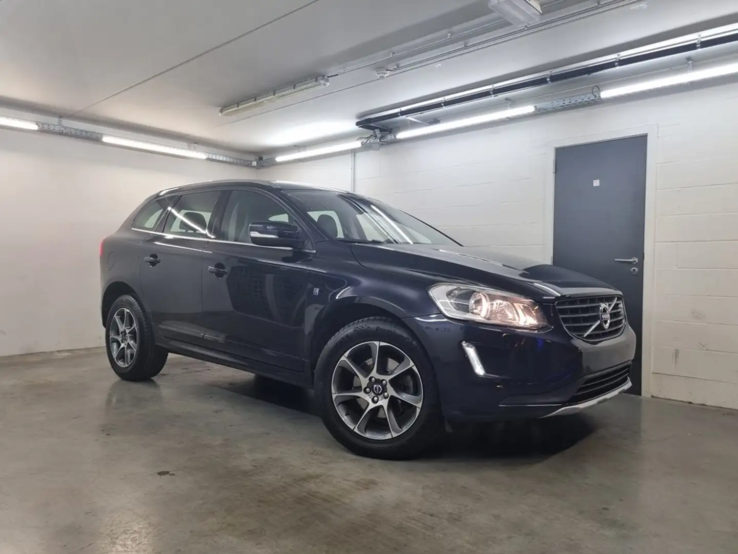 Volvo XC60 D4 Ocean Race - Leder - 79594km- Garantie Bleu - 2