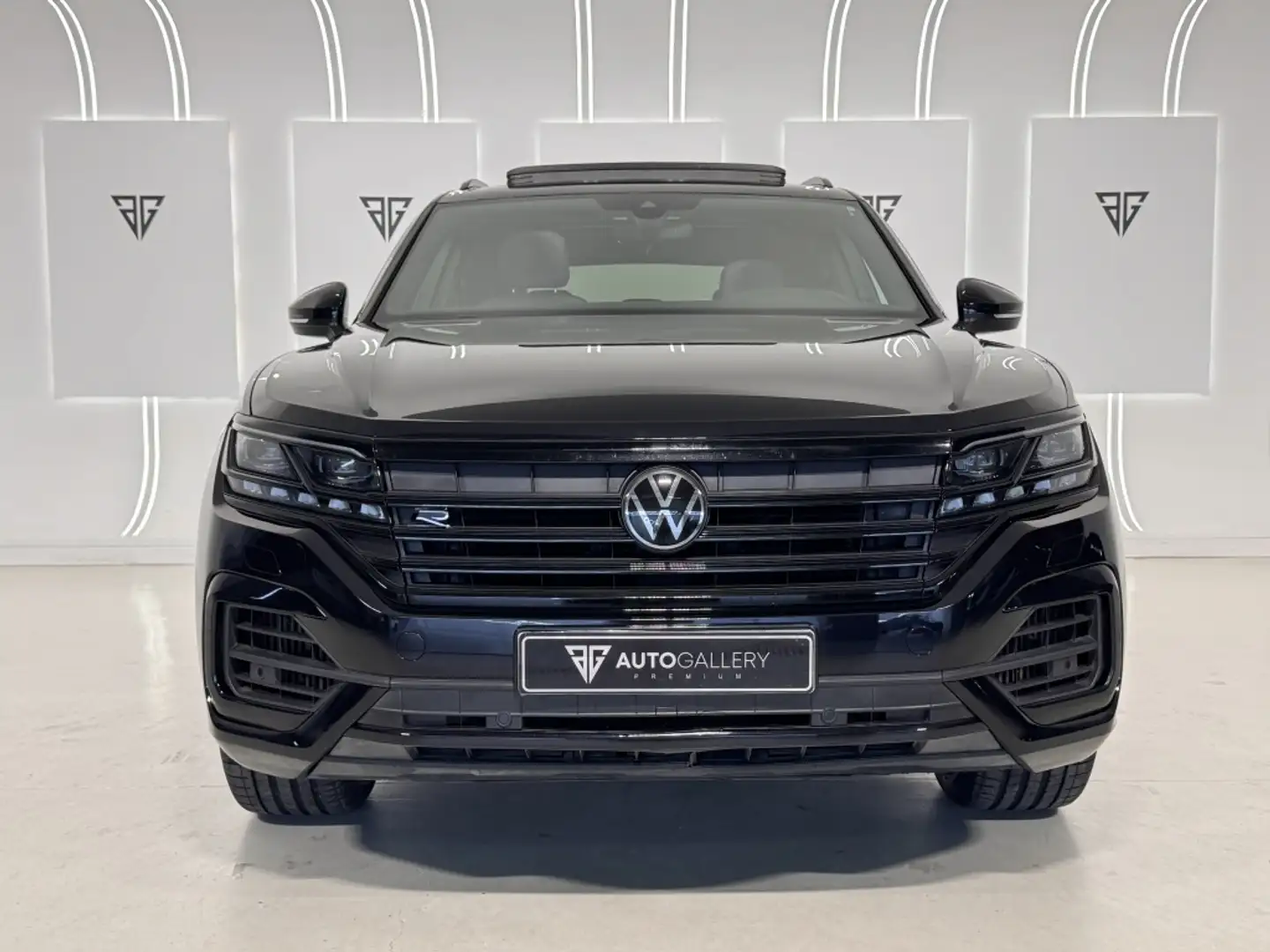 Volkswagen Touareg 3.0TSI V6 R 4Motion Tiptronic Negro - 2