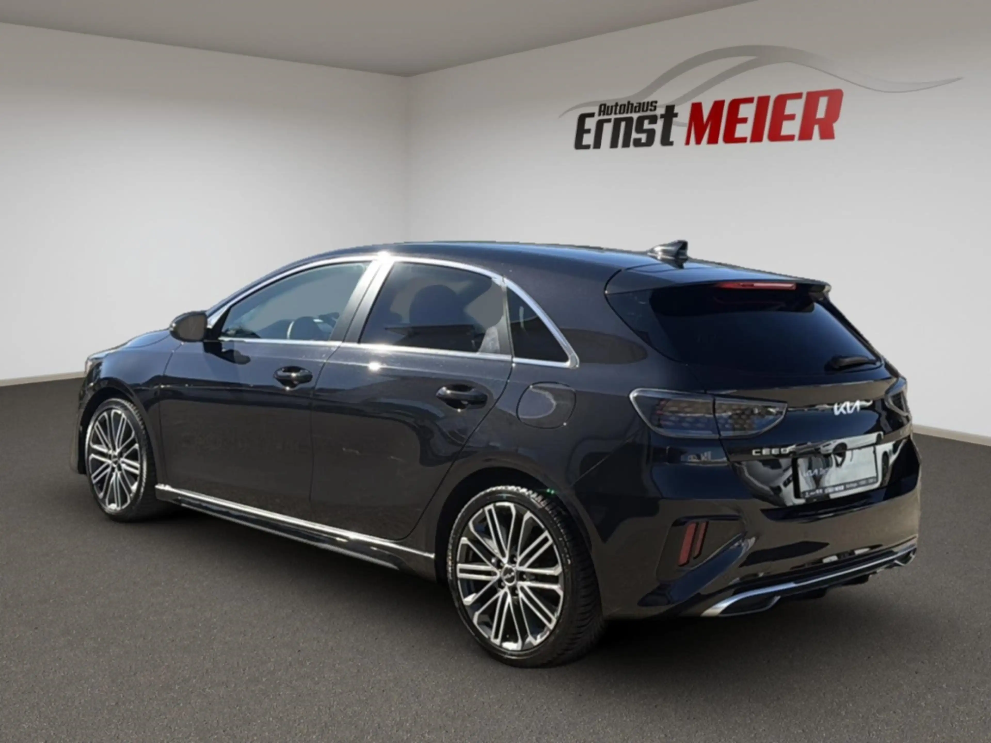 Kia Ceed / cee'd GT Line 1.5T DCT *Techno+Performance-Pak.** — photo 3