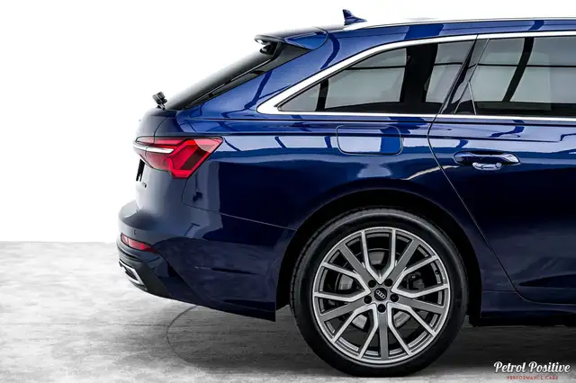 Audi A6 Avant view 13