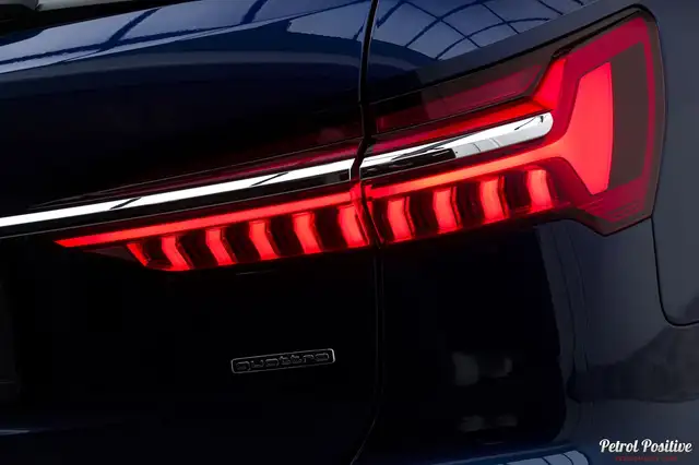 Audi A6 Avant view 19