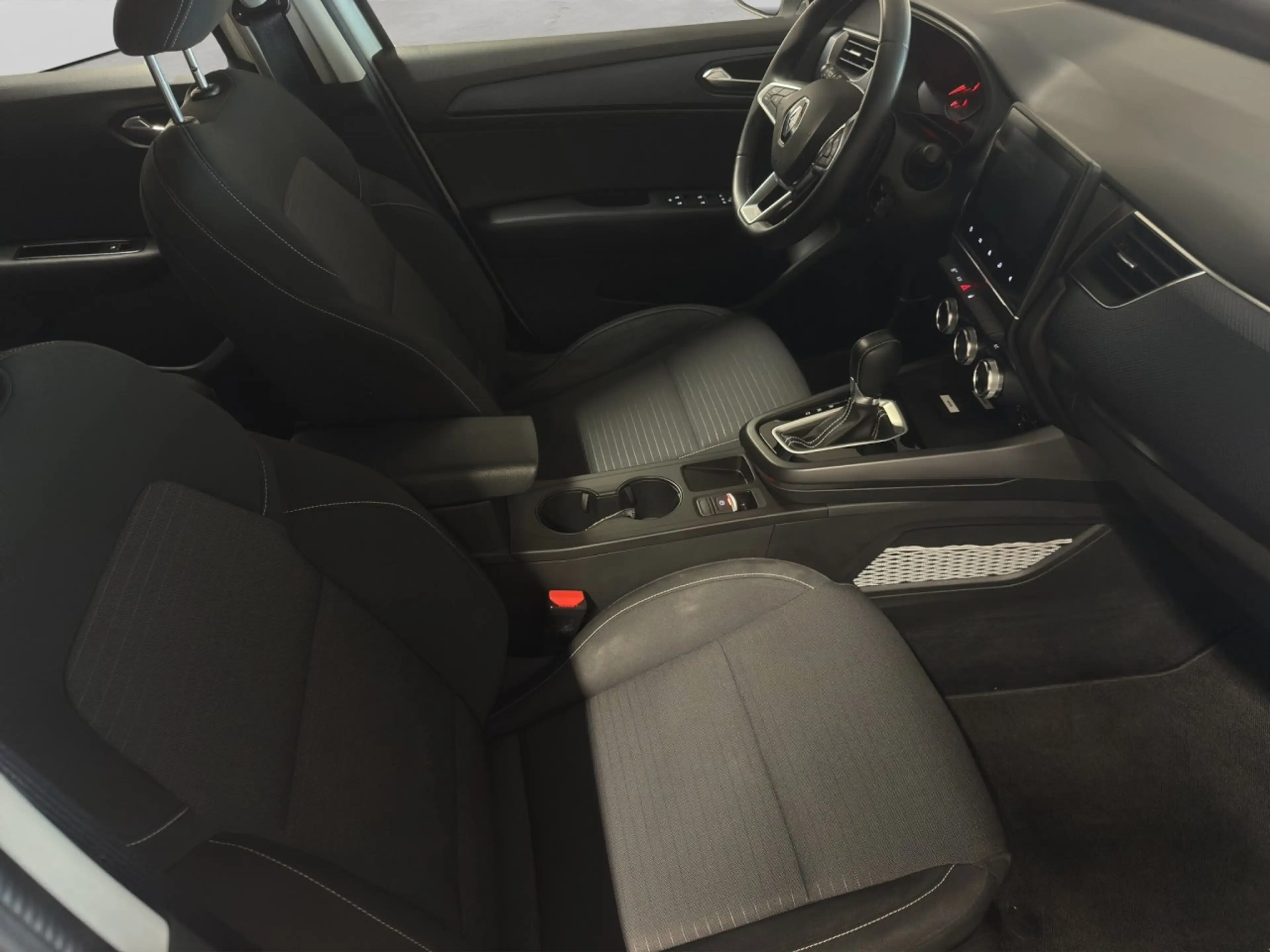 Renault Arkana Equilibre Klima Rückfahrkamera Fenster el. — photo 15