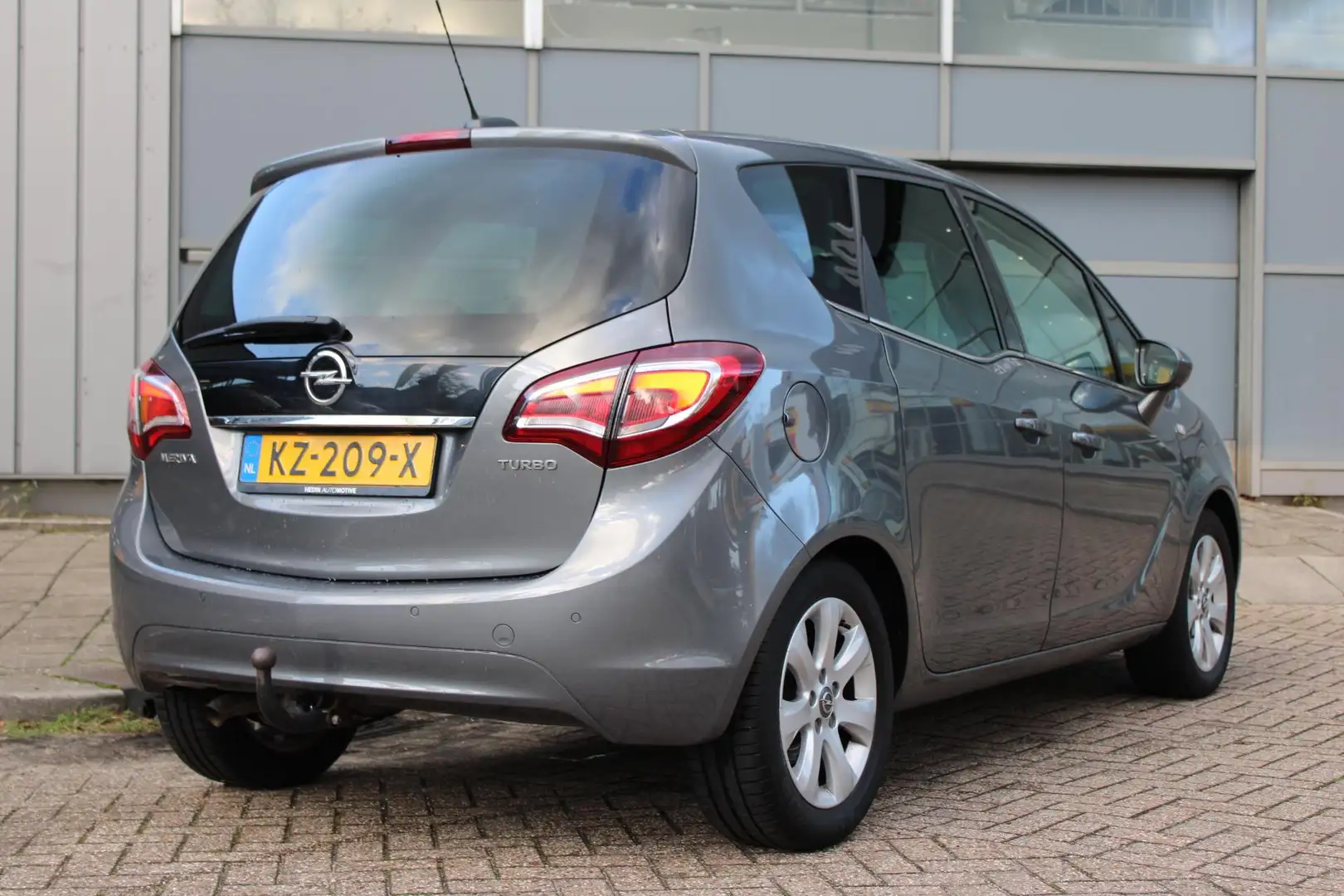 Opel Meriva 1.4 Turbo Blitz | Trekhaak | Navigatie | Leder | S Gris - 2