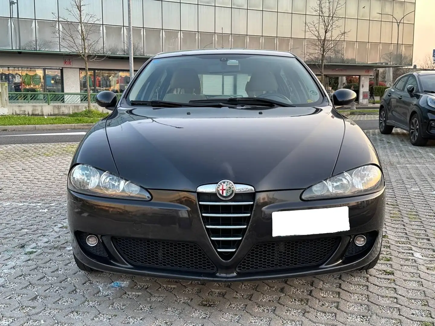 Alfa Romeo 147 147 5p 1.9 jtd Distinctive 115cv Kahverengi - 2