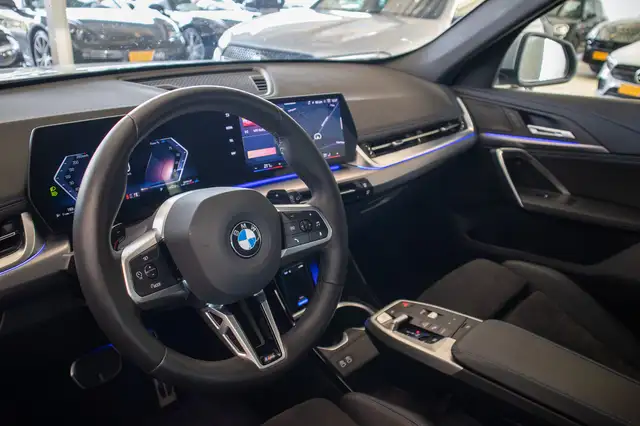 BMW X1 view 7
