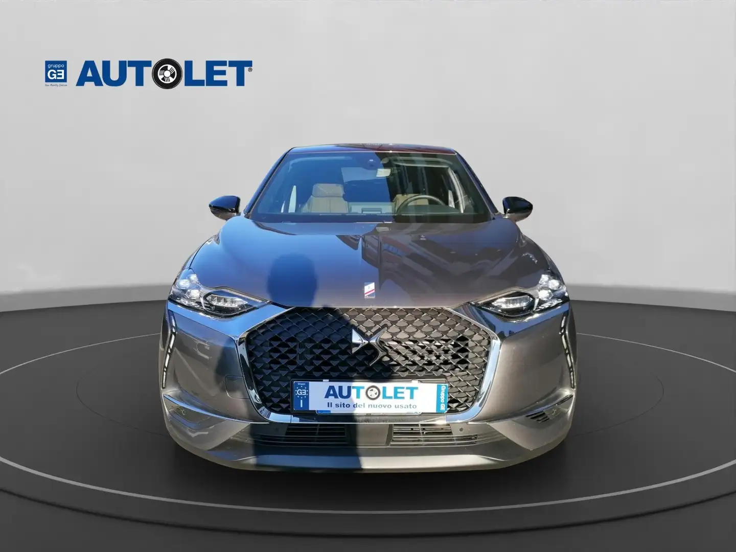 DS Automobiles DS 3 Crossback DS3 2019 Crossback DS3 50 kWh e-tense So Chic Grijs - 2