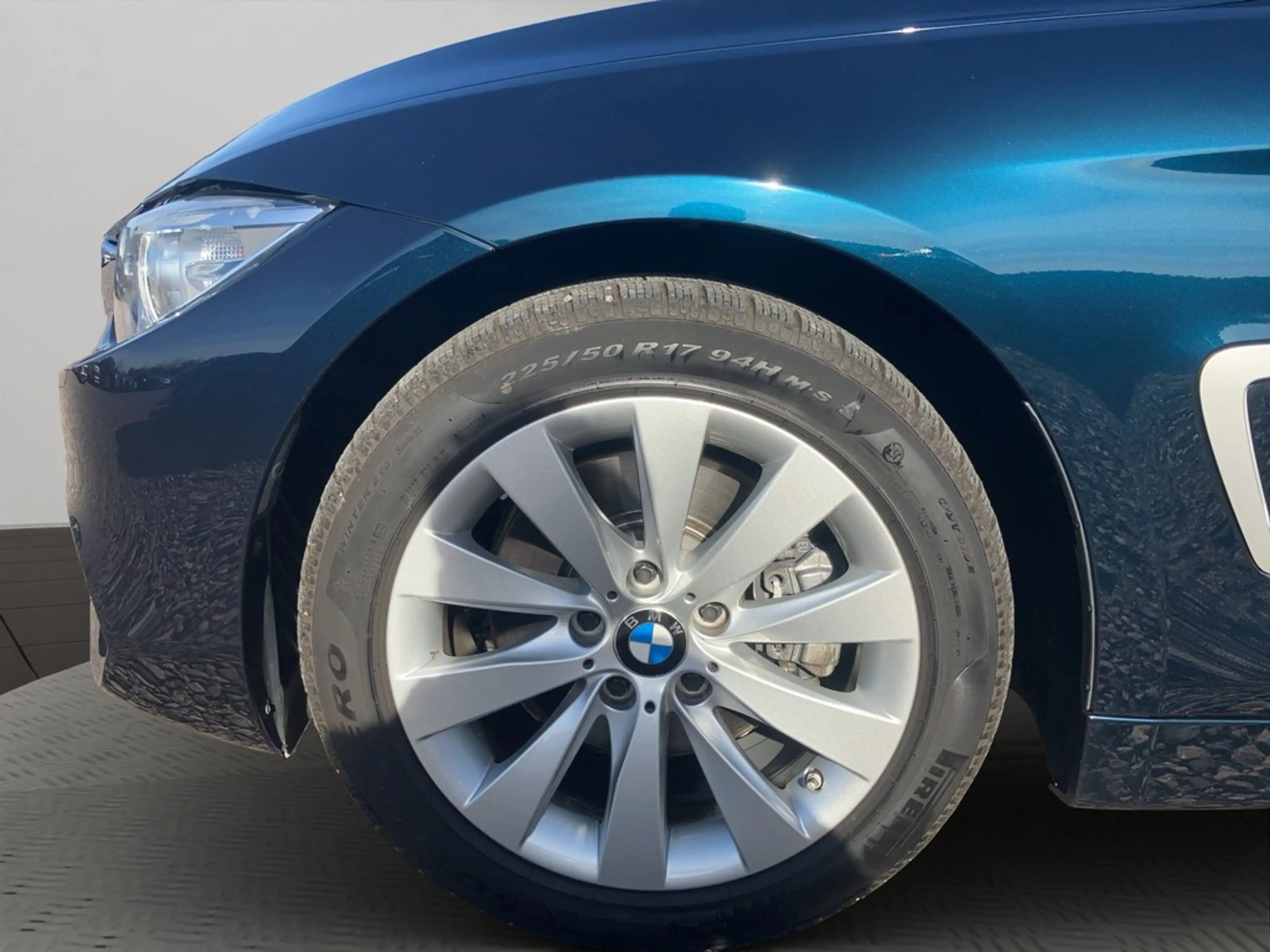 BMW 428 i Cabrio SHZ XEN PDC — photo 3