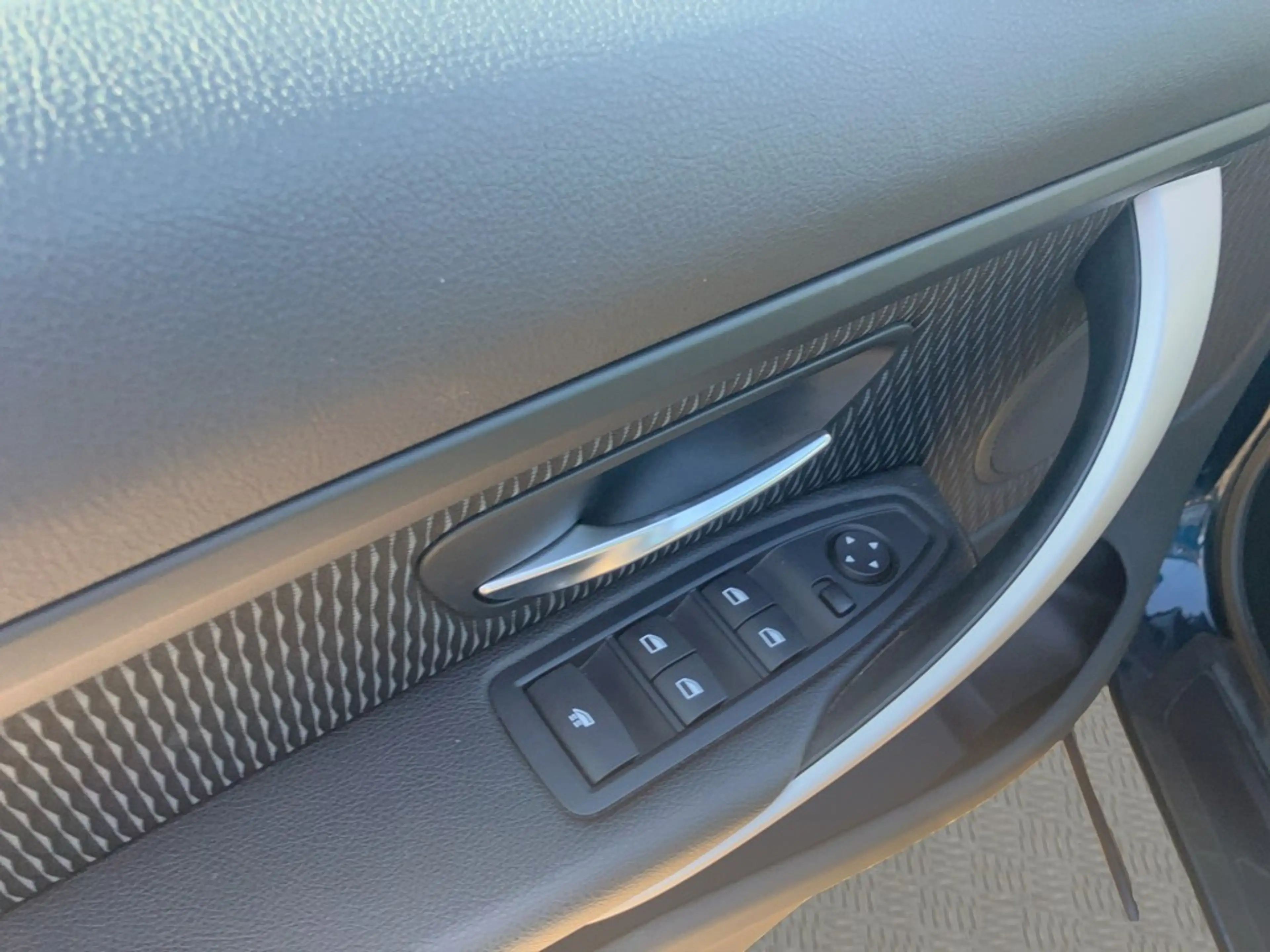 BMW 428 i Cabrio SHZ XEN PDC — photo 10