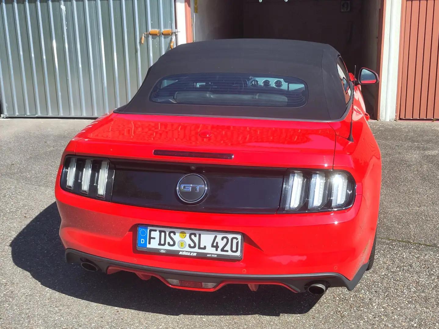 Ford Mustang Mustang Cabrio 5.0 Ti-VCT V8 Aut. GT Rot - 2