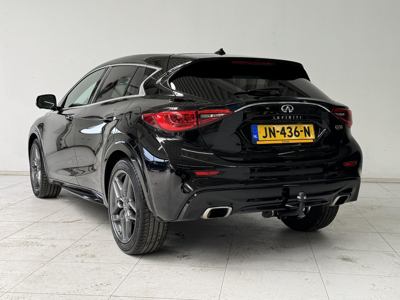 Infiniti Q30 1.6t Premium Tech | Navigatie | 360° Camera | Trek — photo 6
