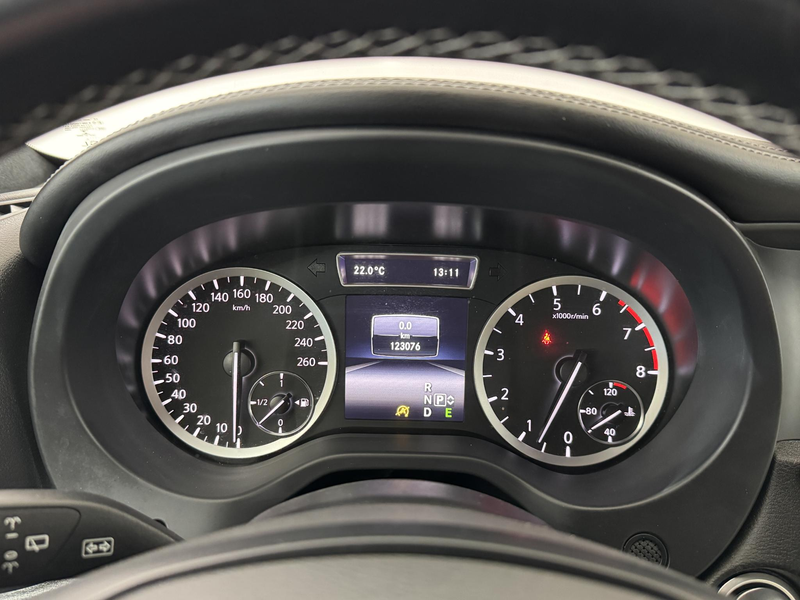 Infiniti Q30 1.6t Premium Tech | Navigatie | 360° Camera | Trek — photo 4