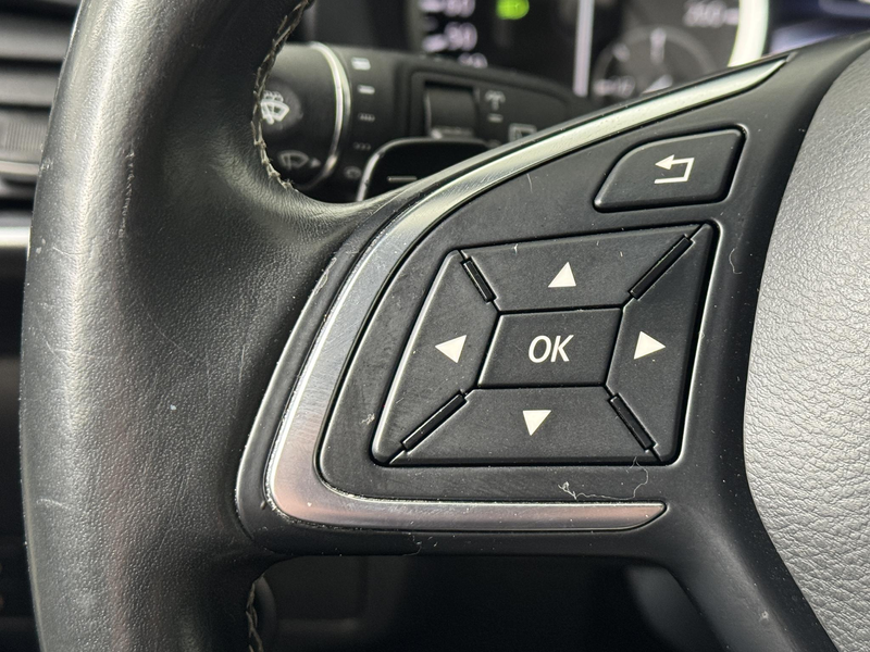 Infiniti Q30 1.6t Premium Tech | Navigatie | 360° Camera | Trek — photo 35