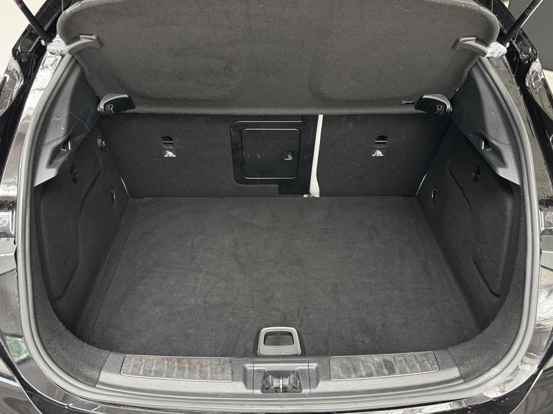 Infiniti Q30 1.6t Premium Tech | Navigatie | 360° Camera | Trek — photo 9
