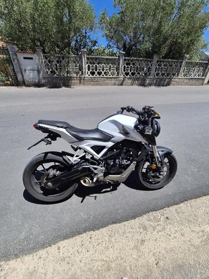 Honda CB 125