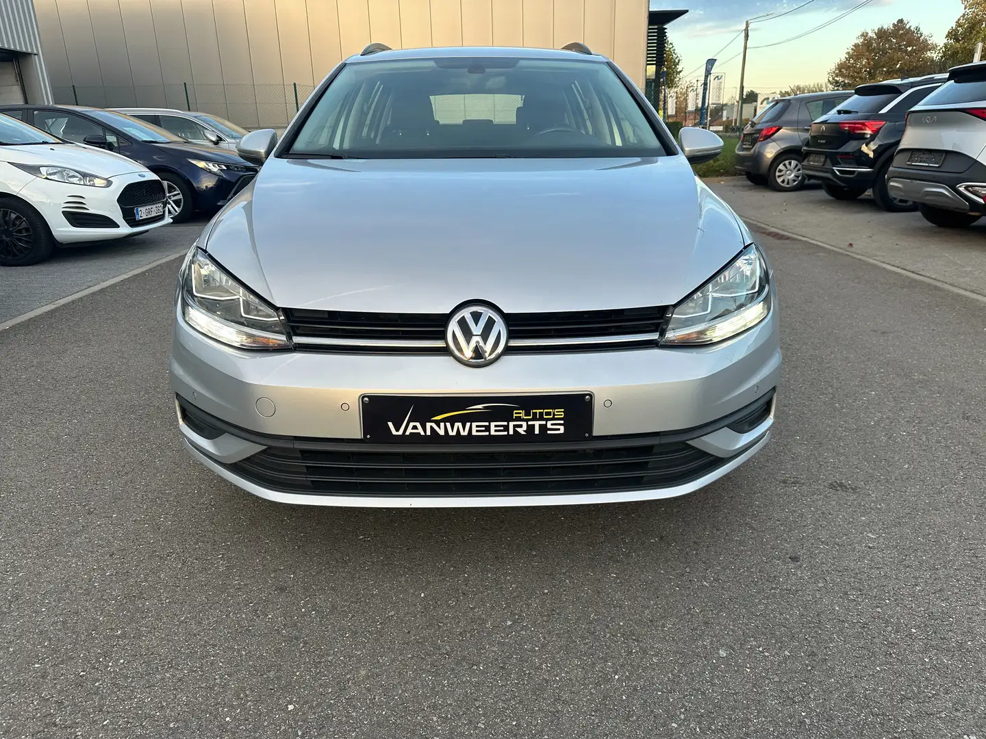 Volkswagen Golf Variant 1.0 TSI, 115 pk CARPLAY / CAMERA / ADAPTIVE CRUISE Argent - 2