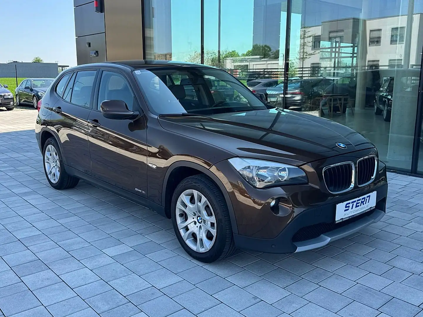 BMW X1 sDrive18i Marrone - 1