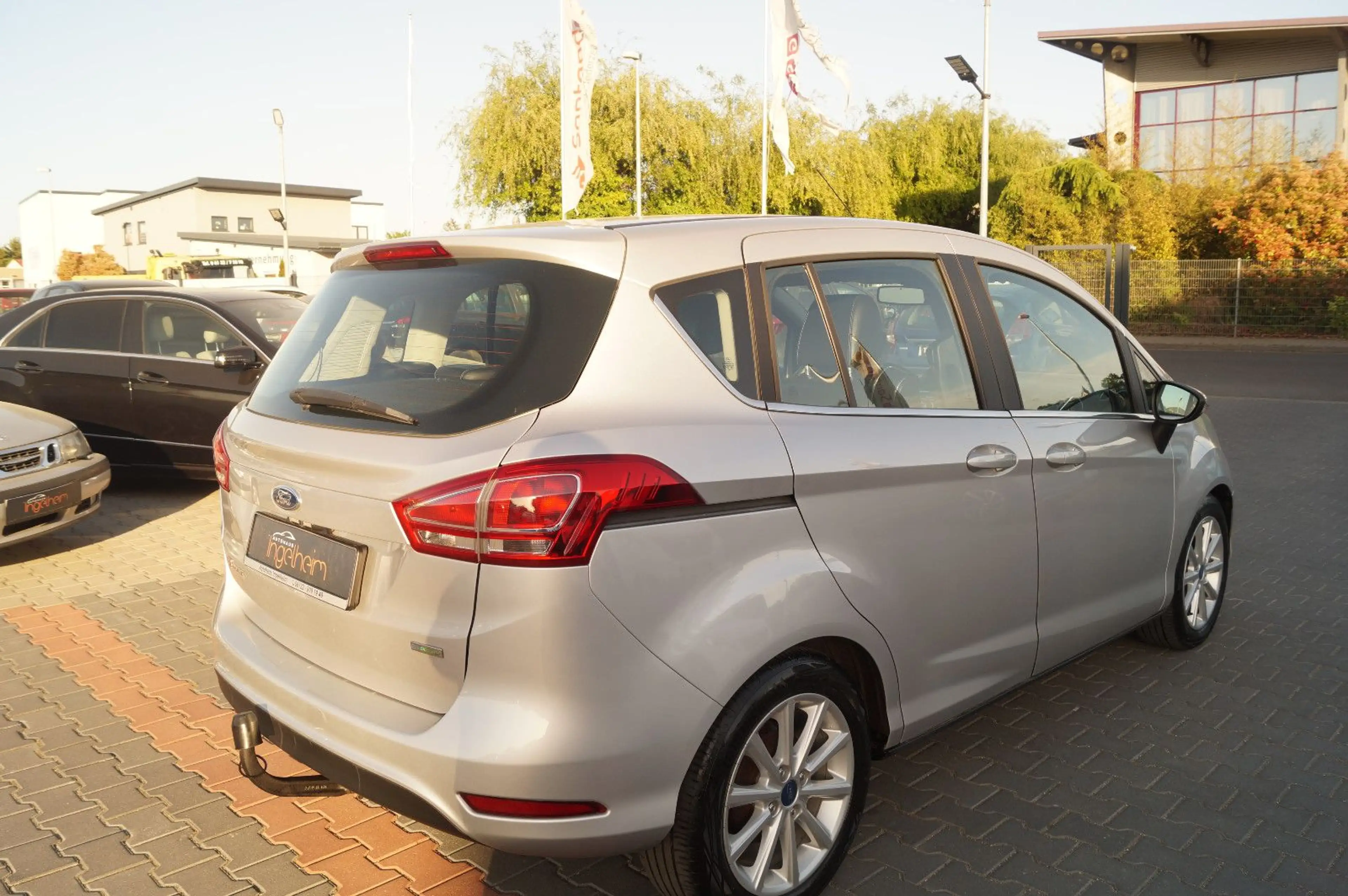 Ford B-Max Titanium Klimaauto Tempomat Leder AHK — photo 7