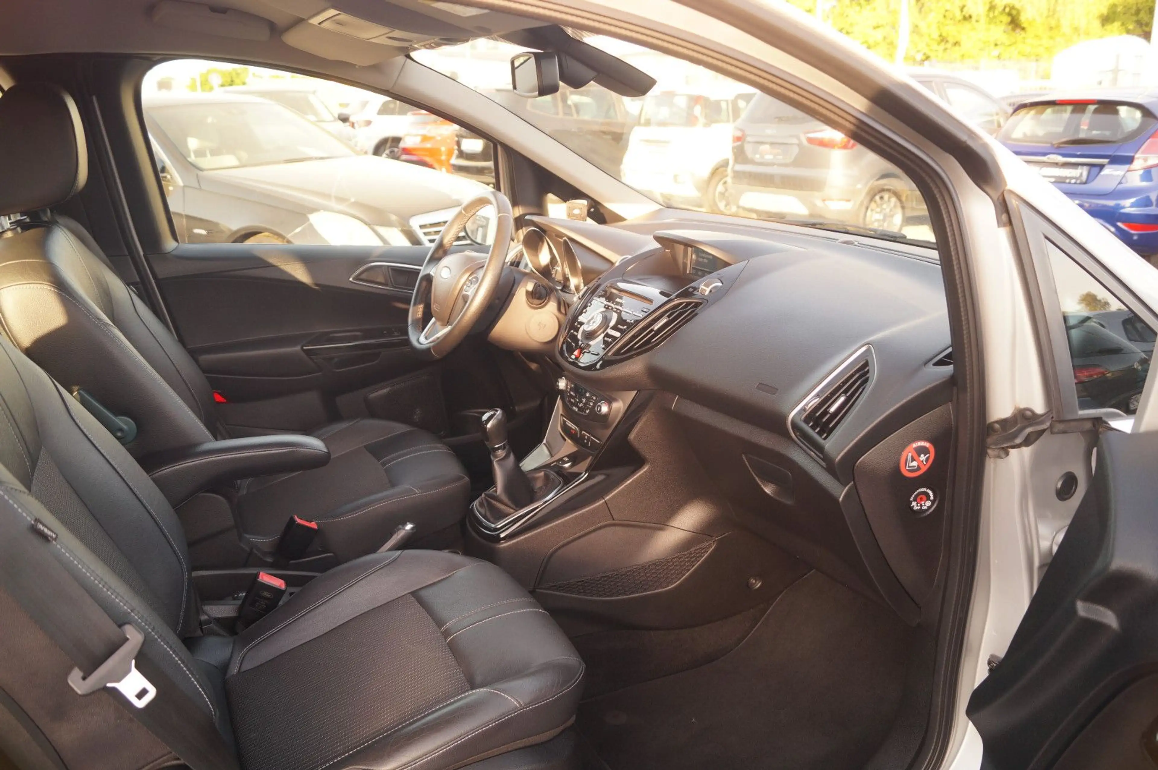 Ford B-Max Titanium Klimaauto Tempomat Leder AHK — photo 9