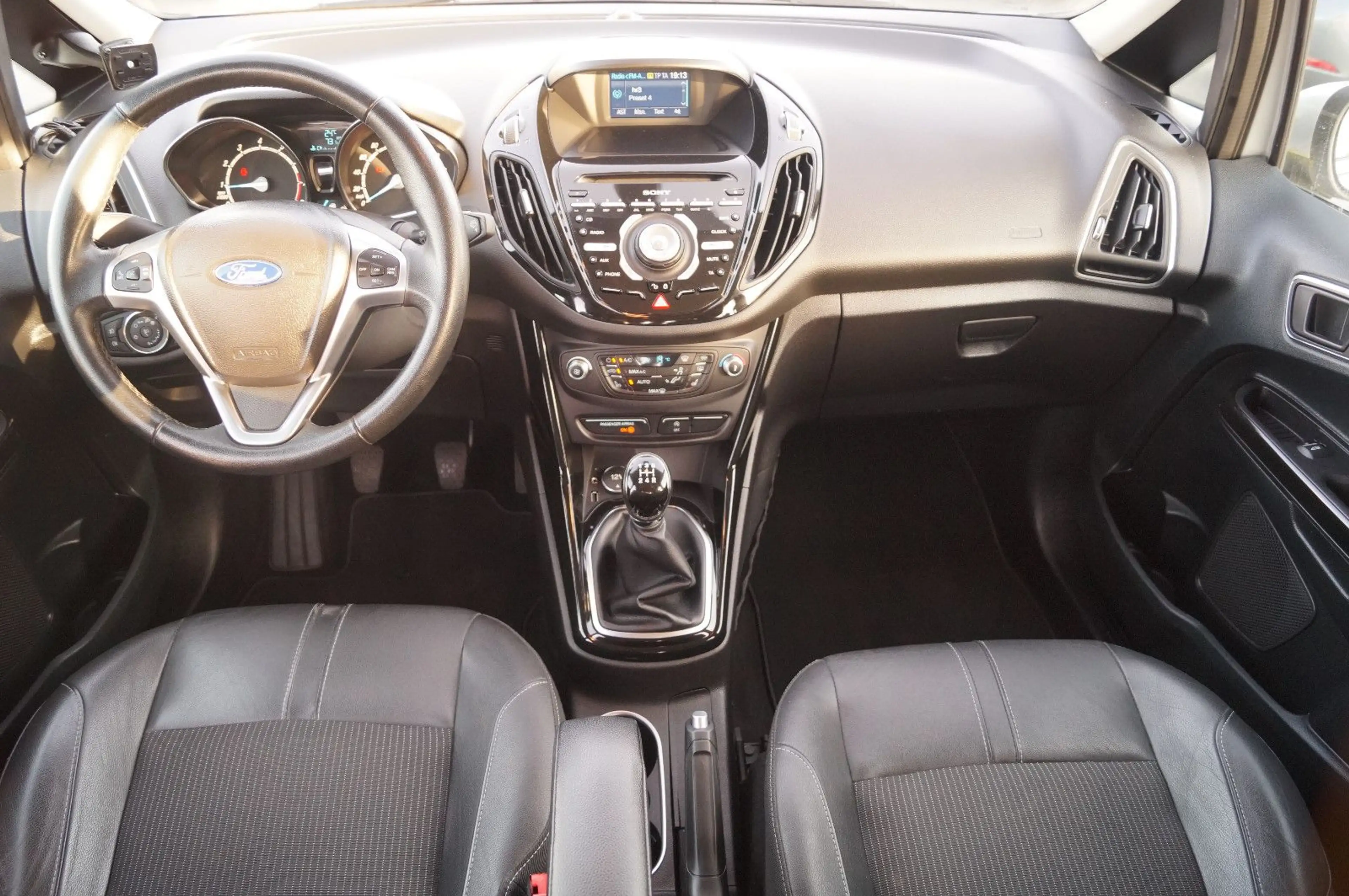 Ford B-Max Titanium Klimaauto Tempomat Leder AHK — photo 15