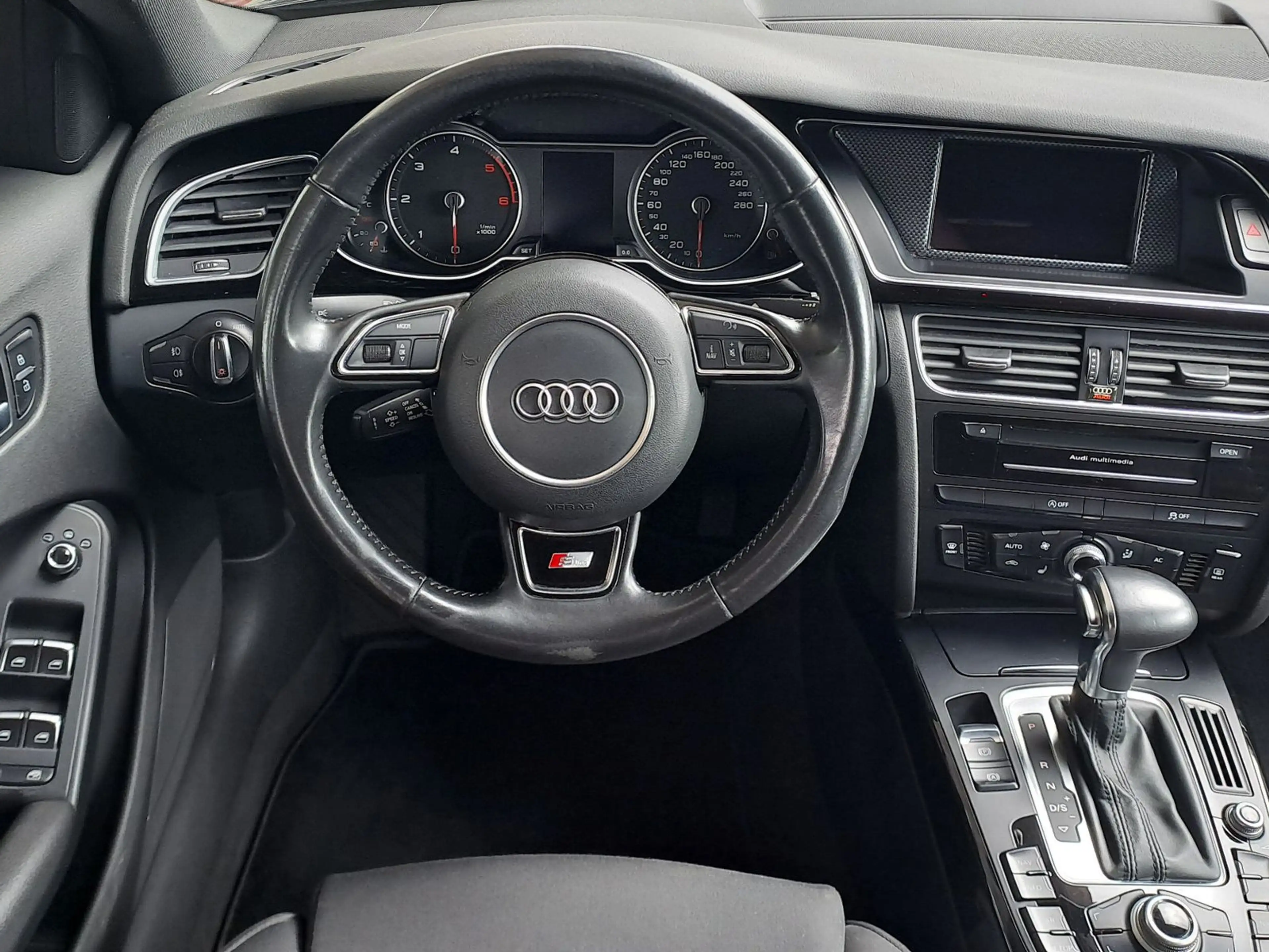 Audi A4 Avant 2.0 TDI S line - Top-Zustand — photo 11