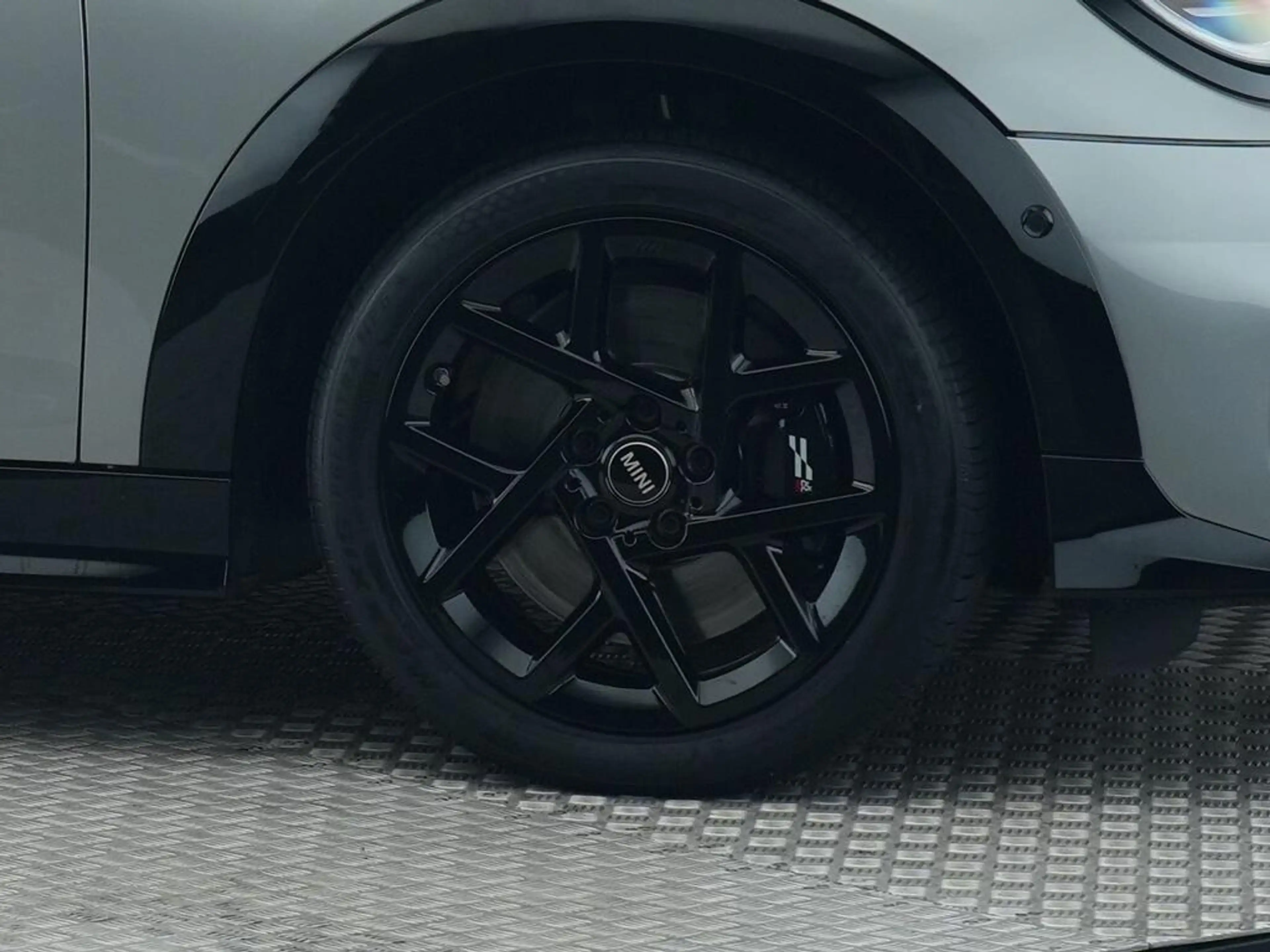 MINI Cooper S Cabrio 2.0 John Cooper Works L — photo 14