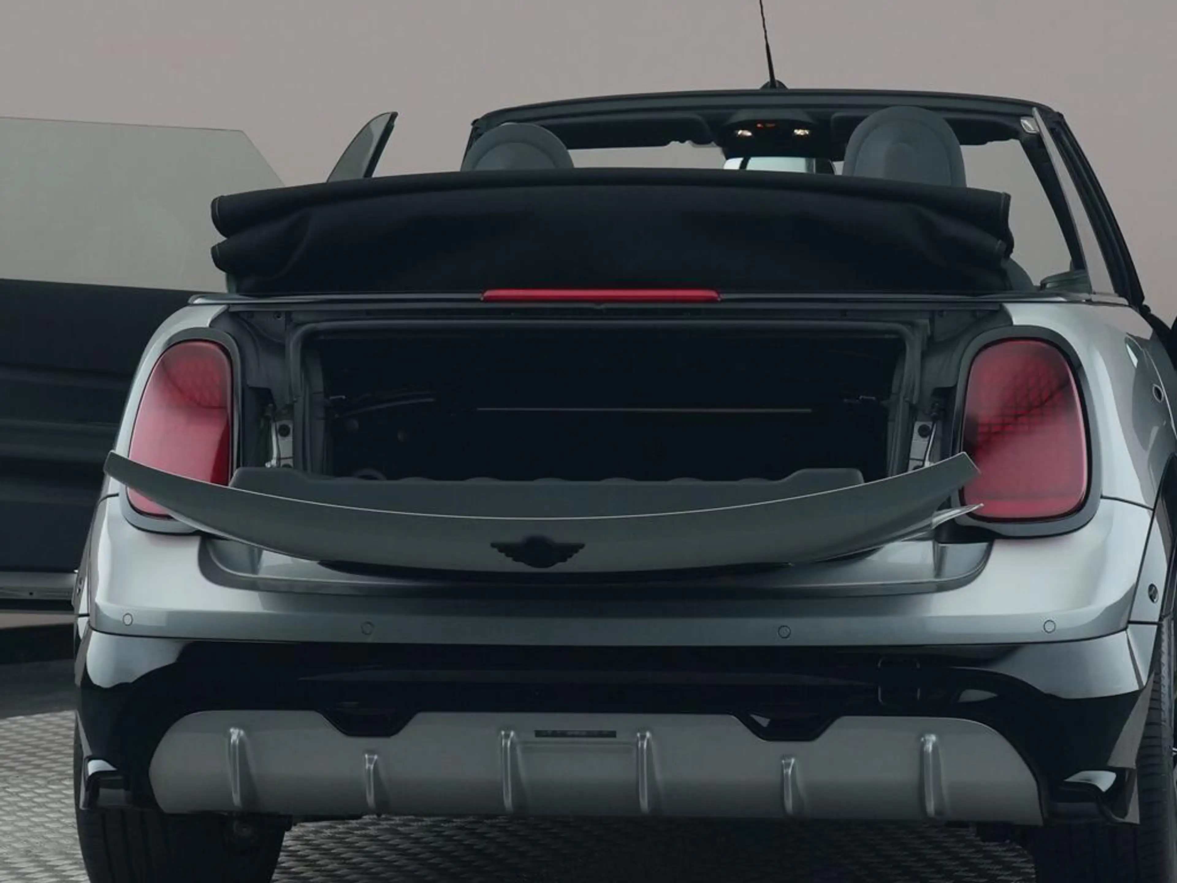 MINI Cooper S Cabrio 2.0 John Cooper Works L — photo 12