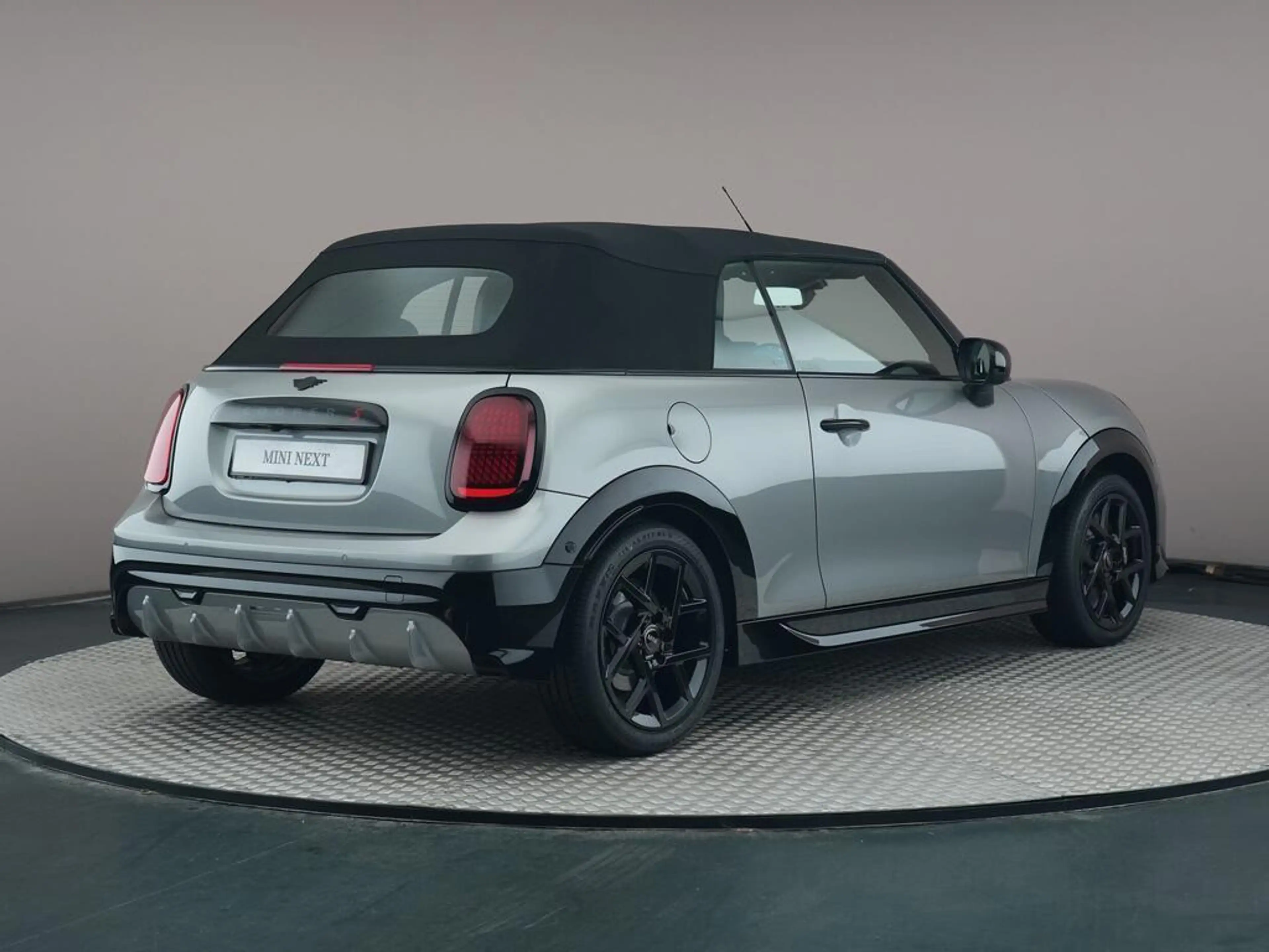 MINI Cooper S Cabrio 2.0 John Cooper Works L — photo 11