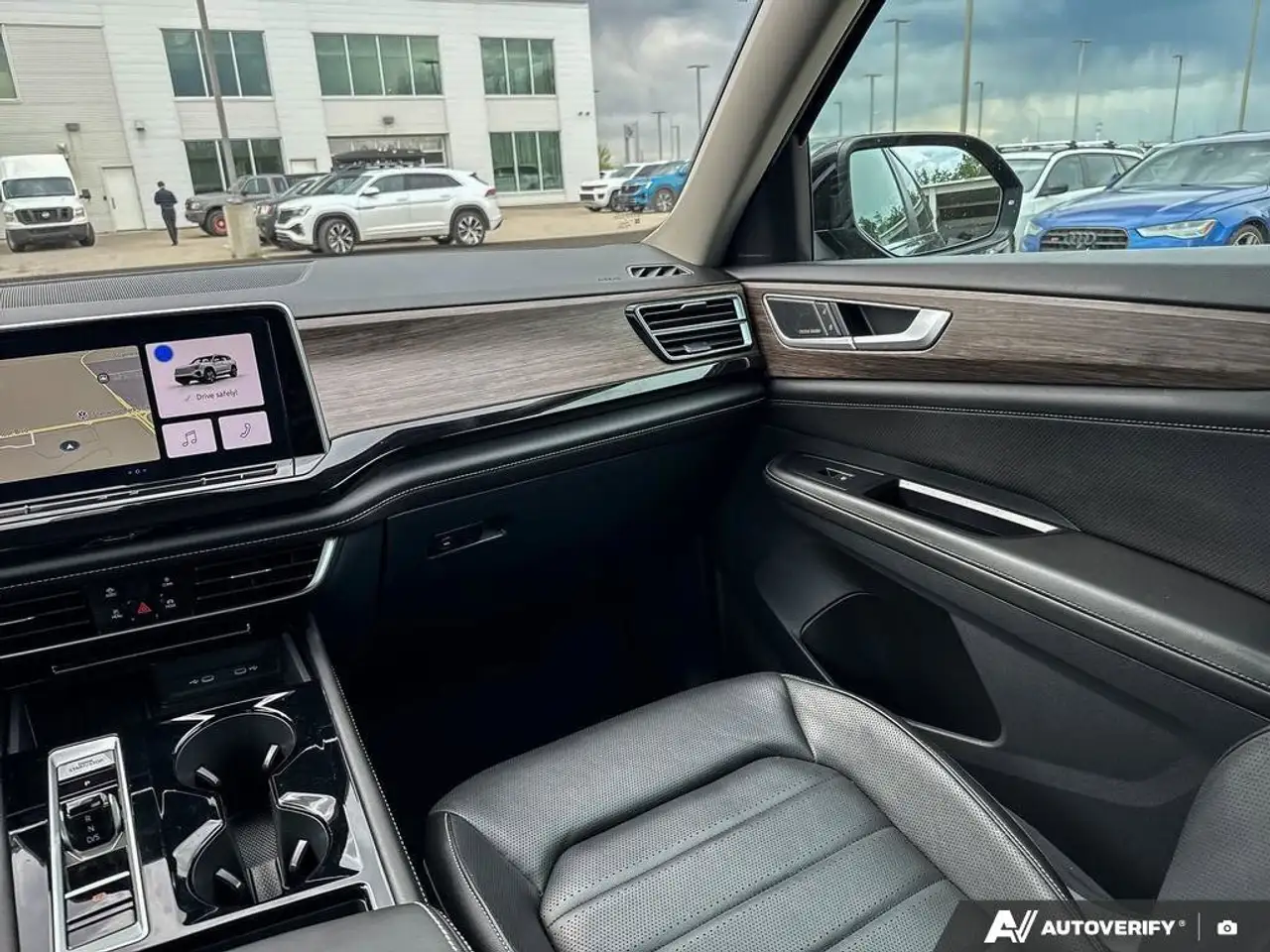 Volkswagen Atlas снимка Volkswagen Atlas