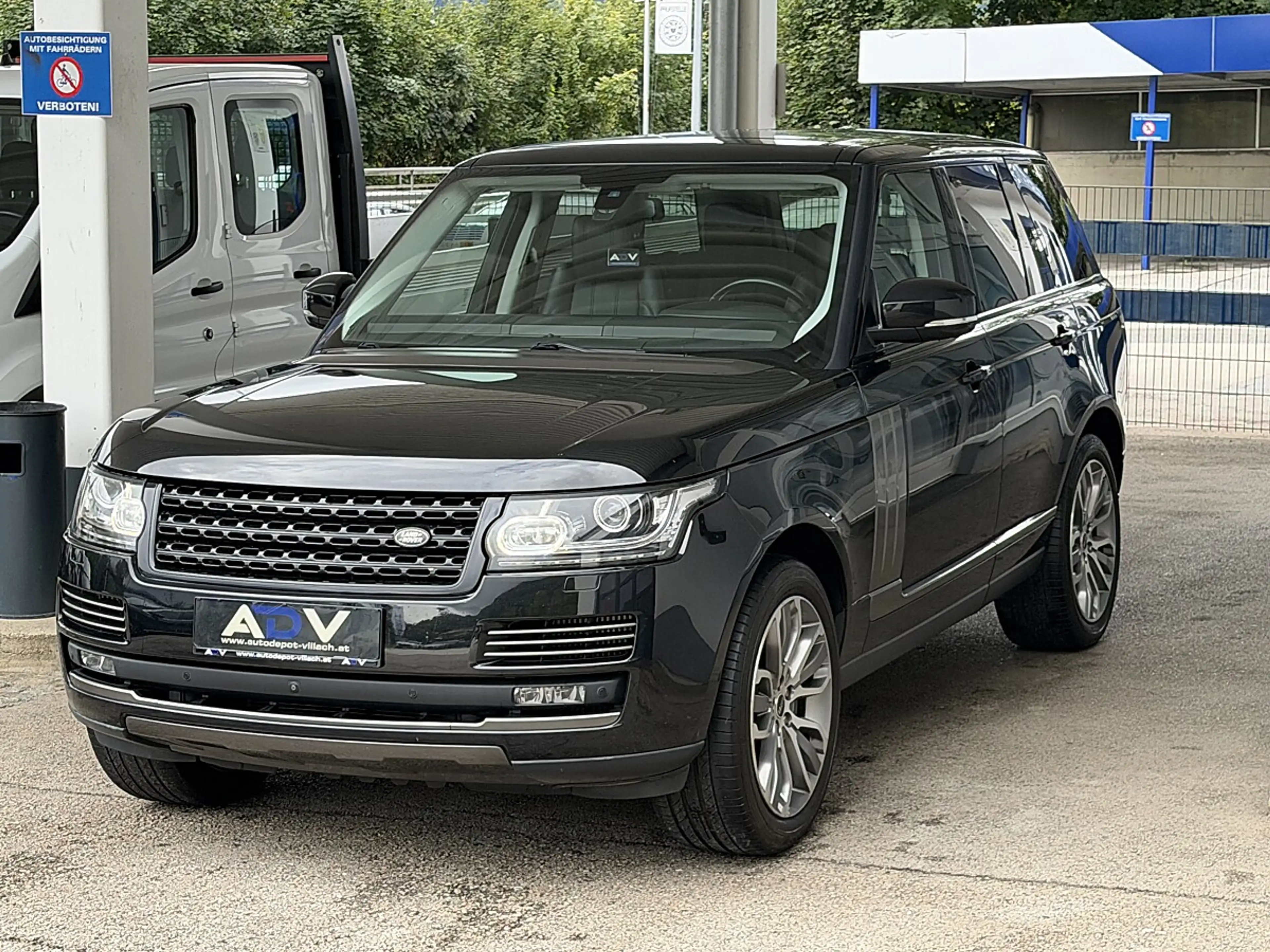 Land Rover Range Rover 4.4 SDV8 Vogue /EURO 6) — photo 10