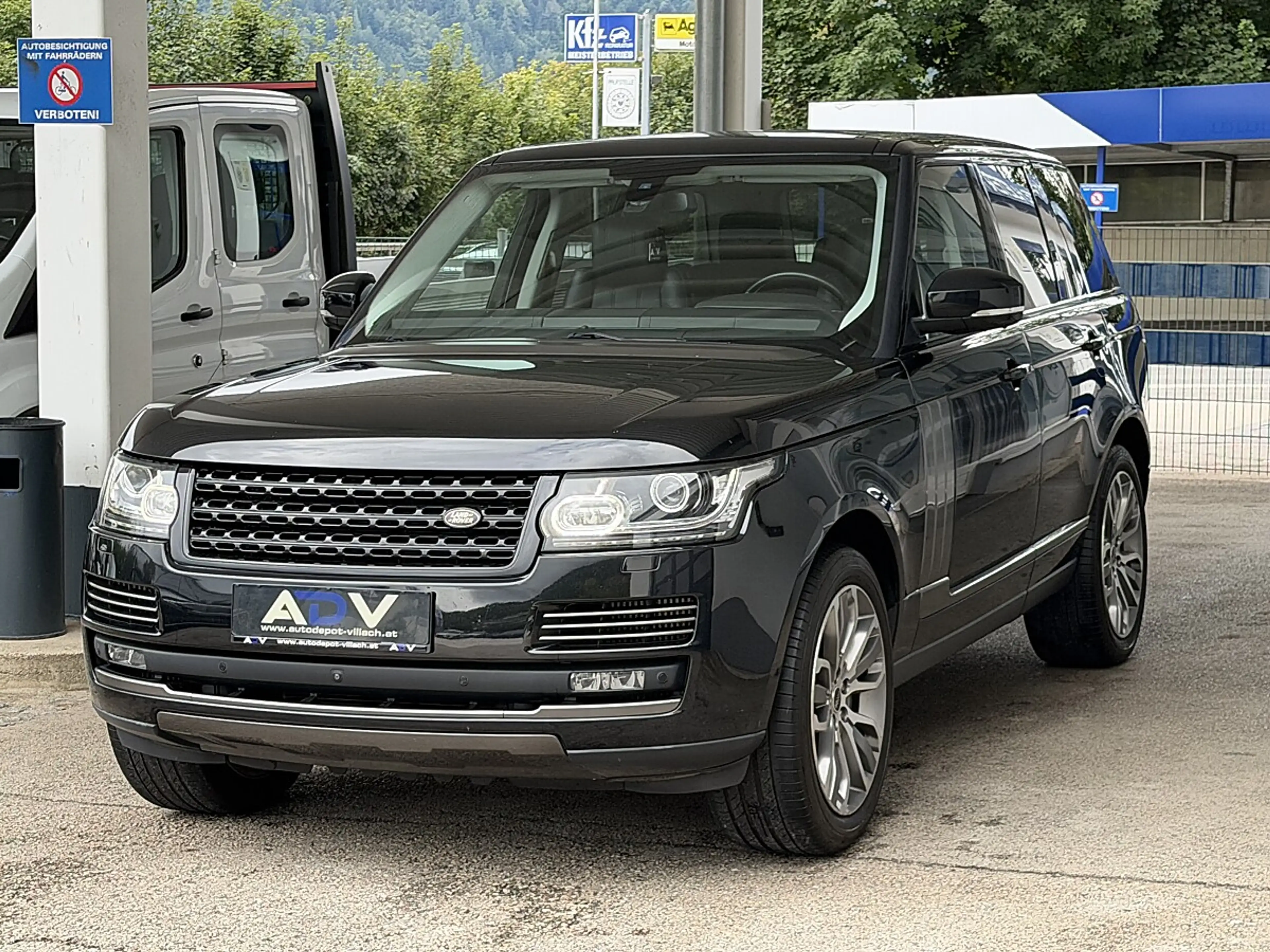 Land Rover Range Rover 4.4 SDV8 Vogue /EURO 6) — photo 9