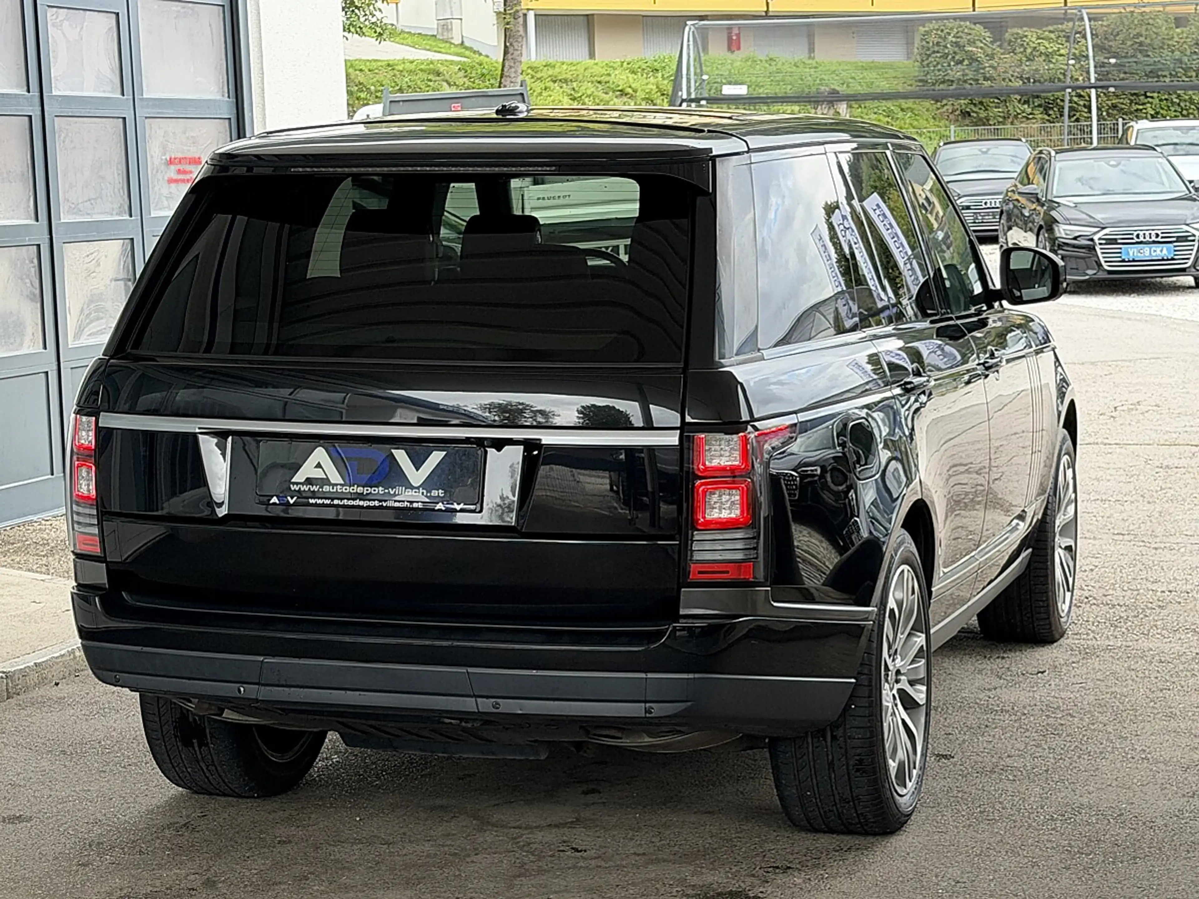 Land Rover Range Rover 4.4 SDV8 Vogue /EURO 6) — photo 15