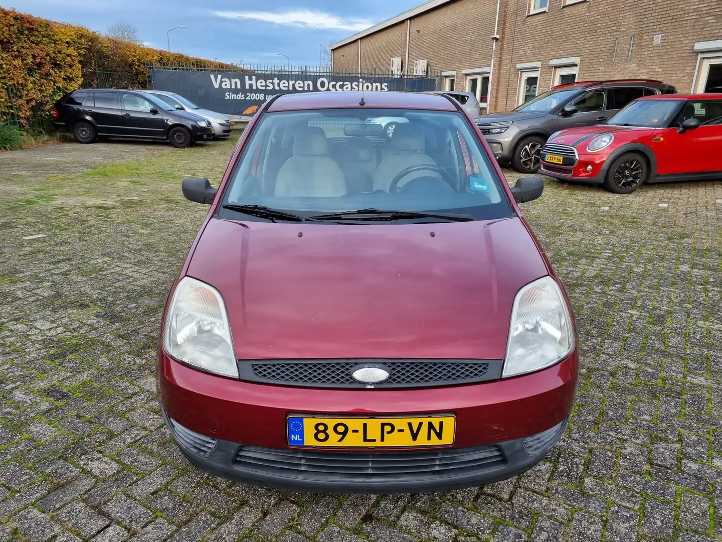 Ford Fiesta 1.25-16V Ambiente ✅APK September 2026! Rouge - 2