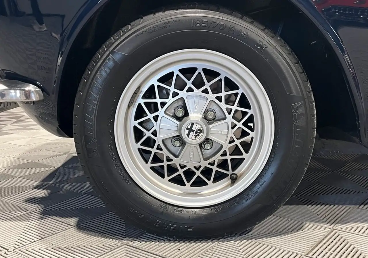 Alfa Romeo Giulia 2000 GT Veloce – Restauration Complète, foto 5