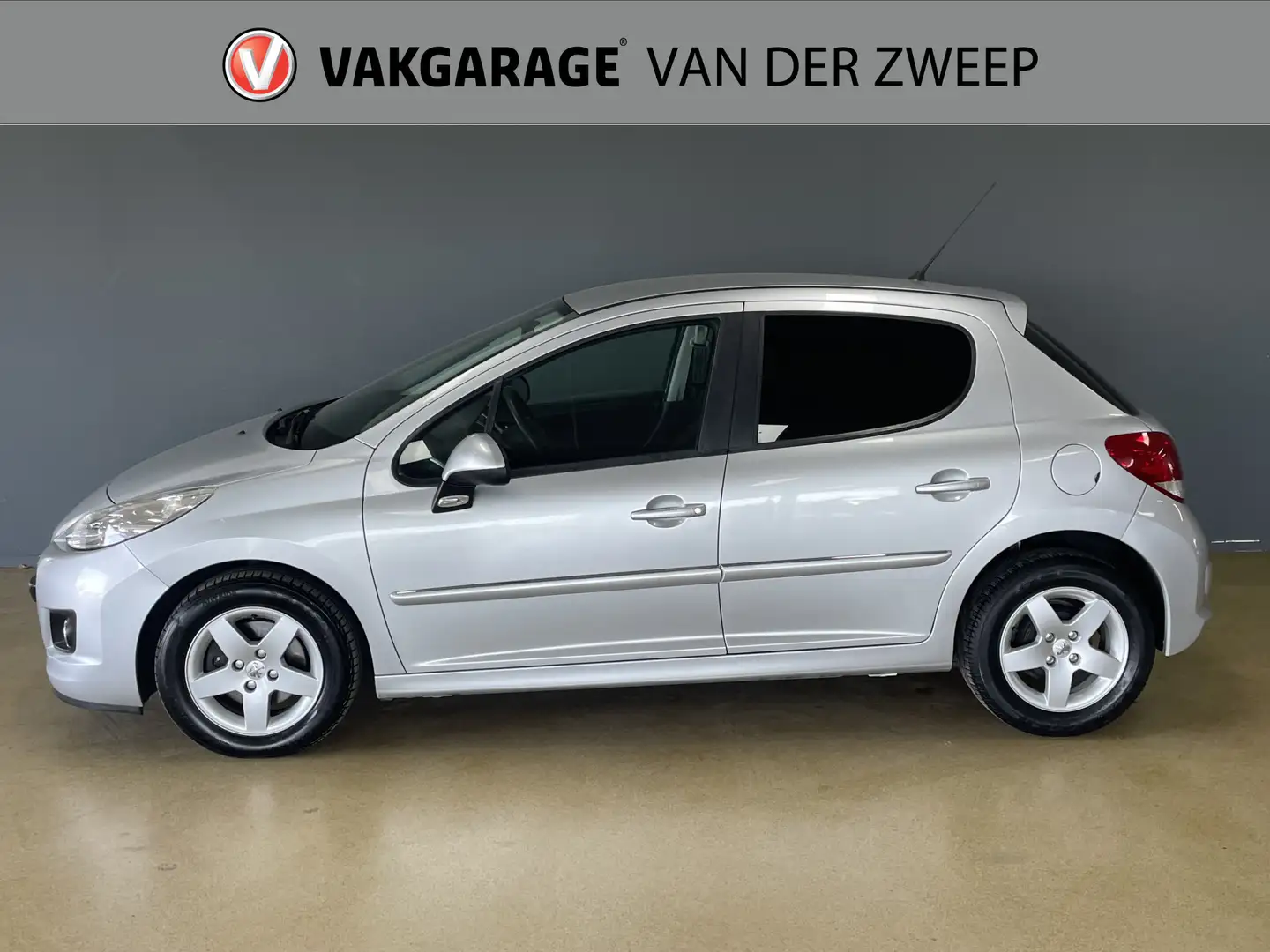 Peugeot 207 1.4 VTi Allure | Airco Gris - 2