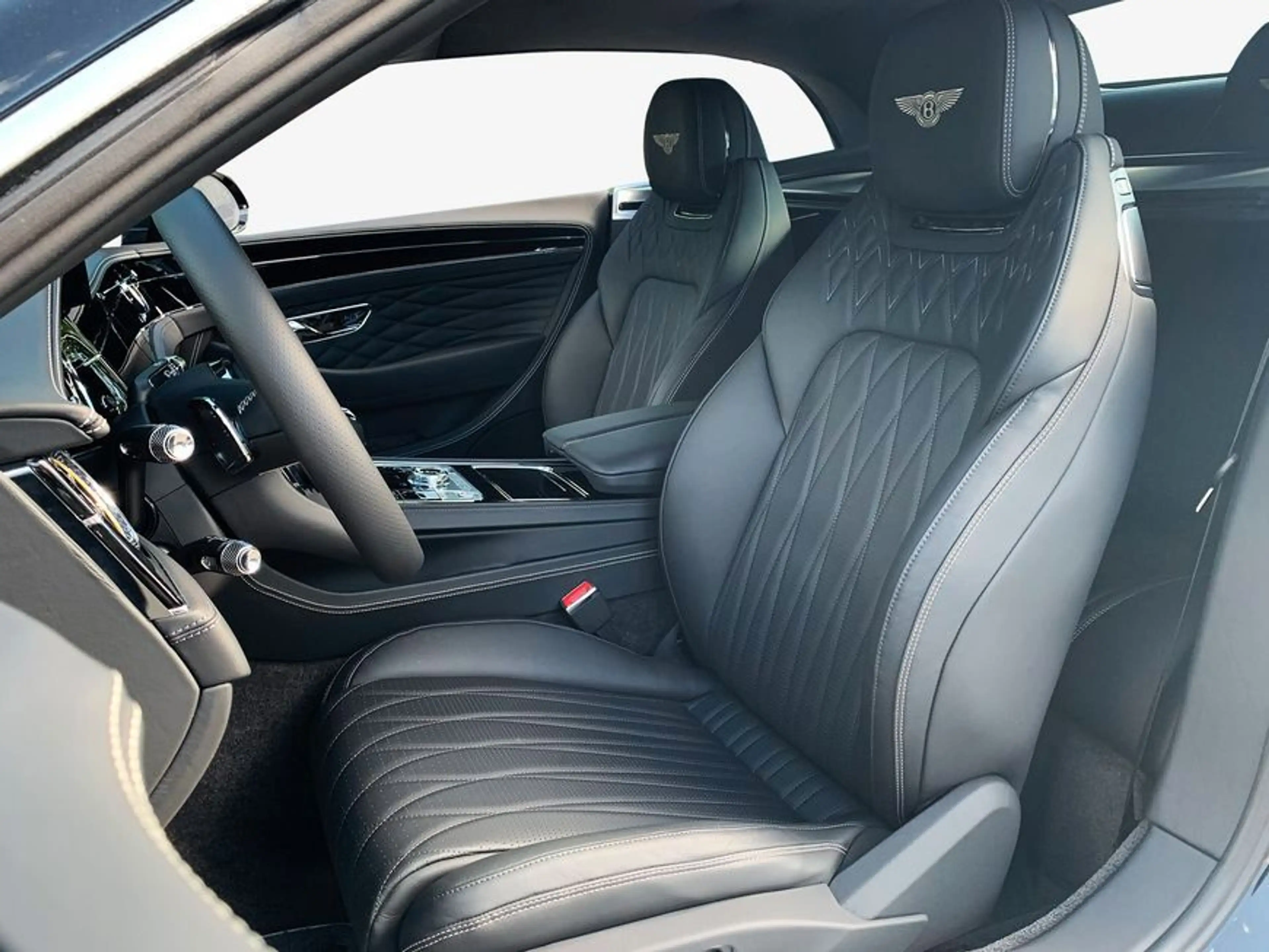 Bentley Continental GTC New Continental GTC V8 Azure / Verbrenner — photo 13