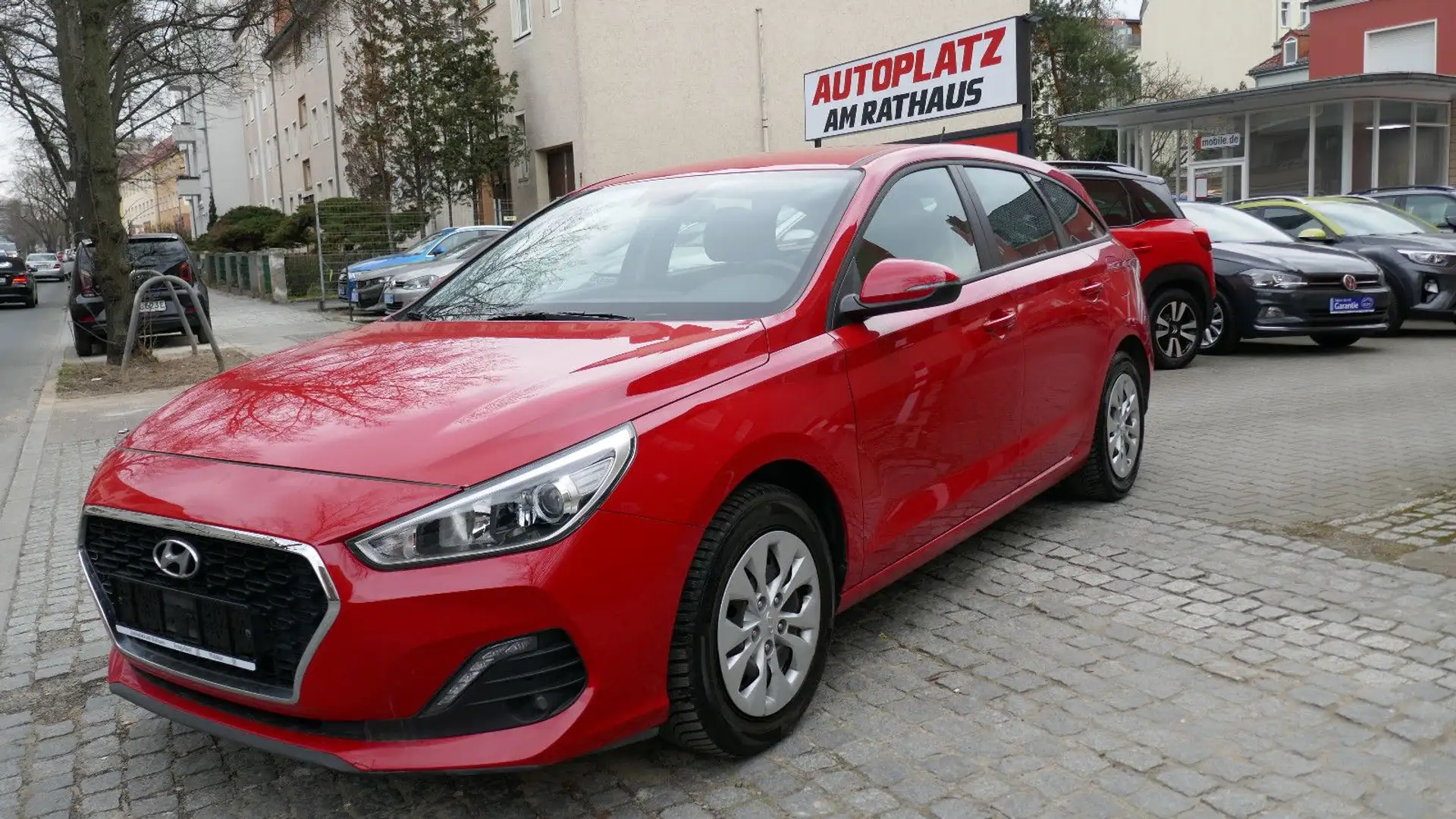 Hyundai i30 cw Select mit neuer Kupplung! Rojo - 1