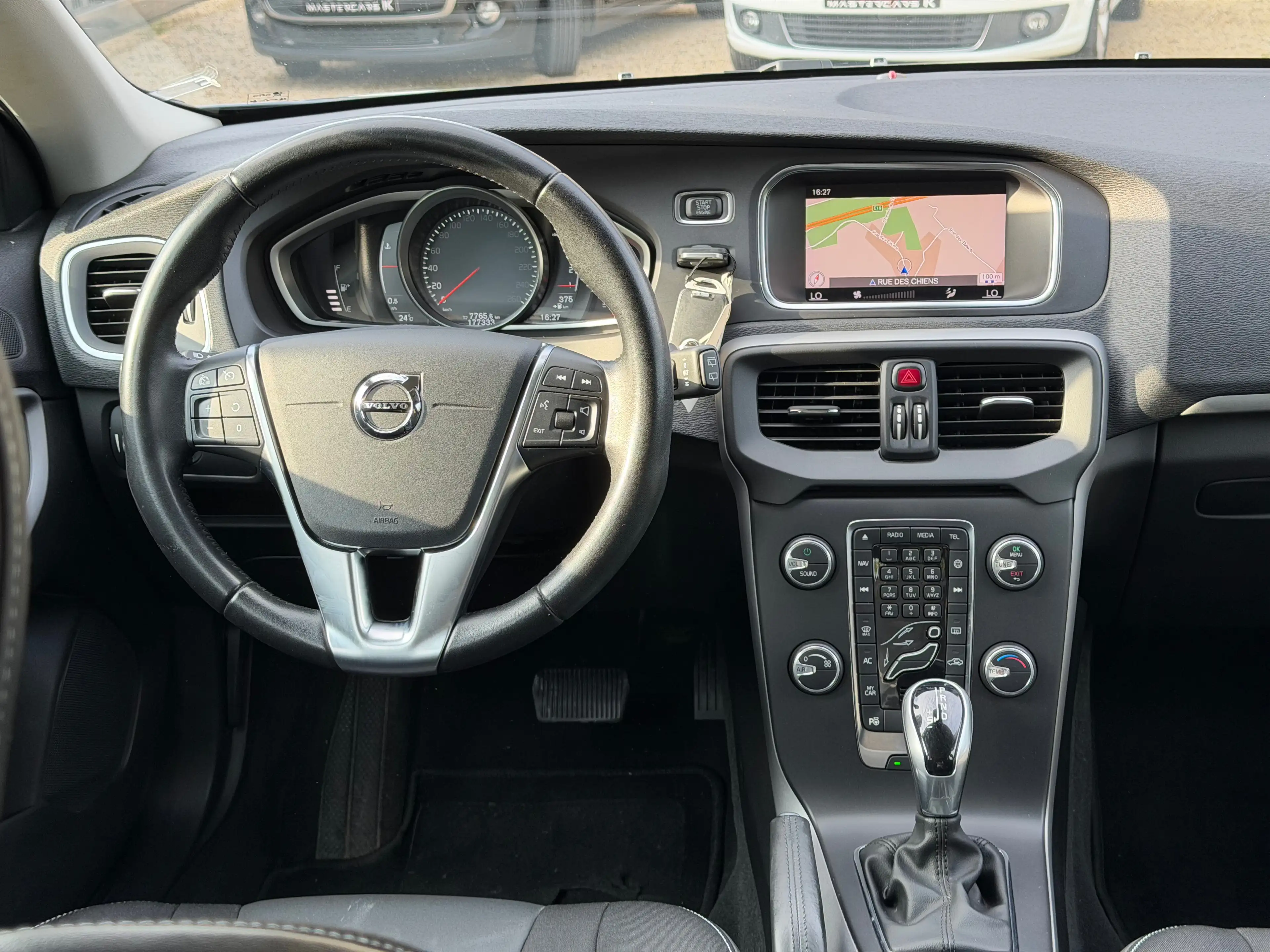 Volvo V40 V40 2.0D/Boite Automatique — photo 10