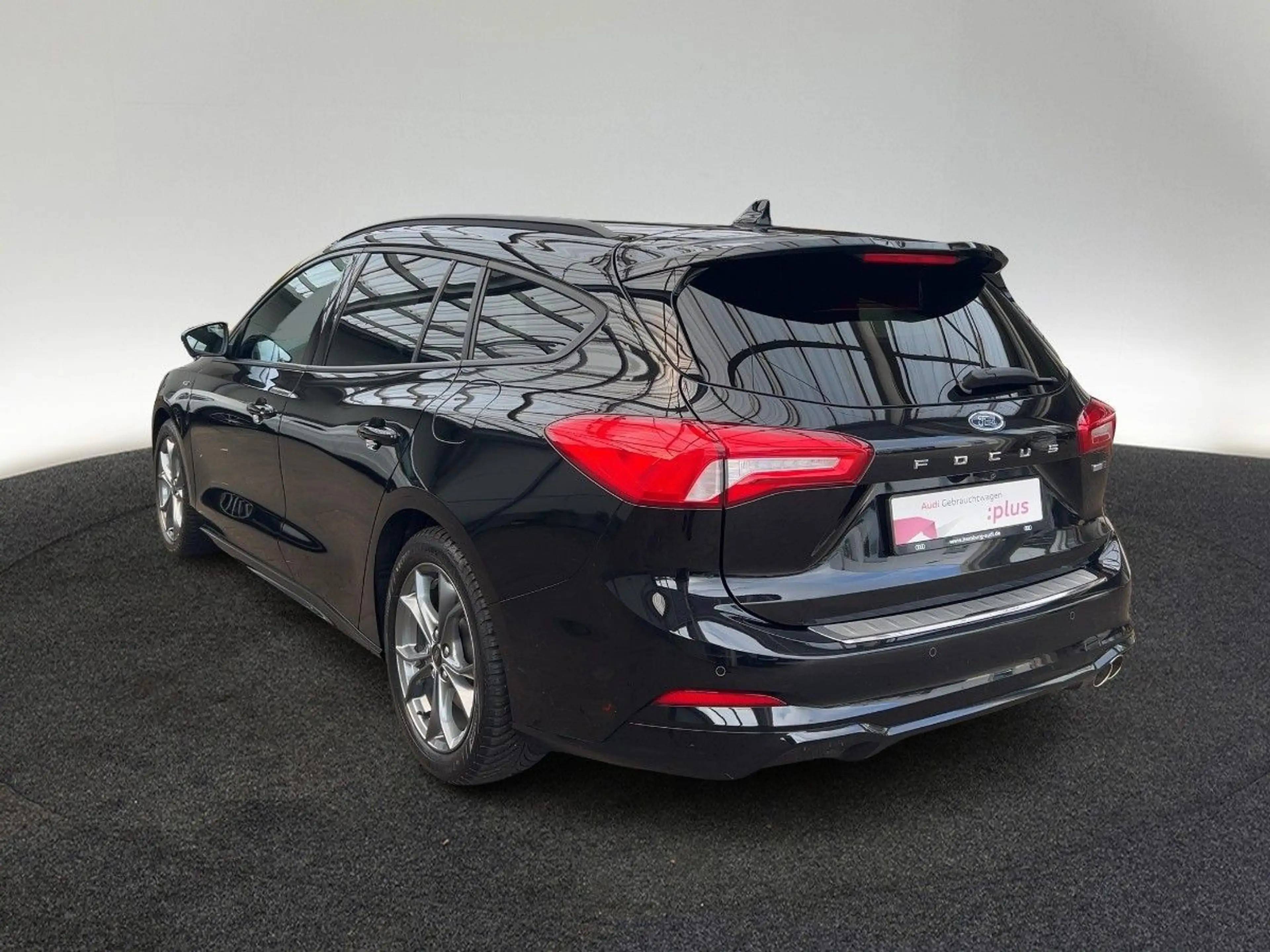Ford Focus Turnier 1.0 EcoBoost Hybrid ST-Line 6-Gang — photo 3